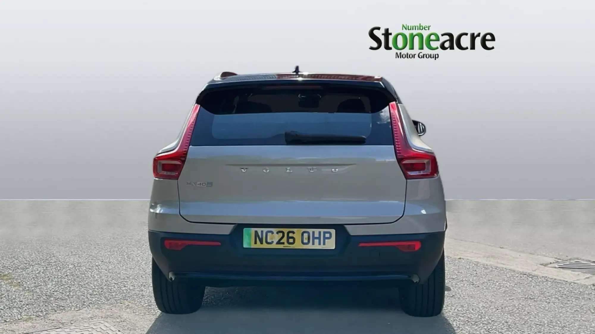 Volvo EX40 Image 7