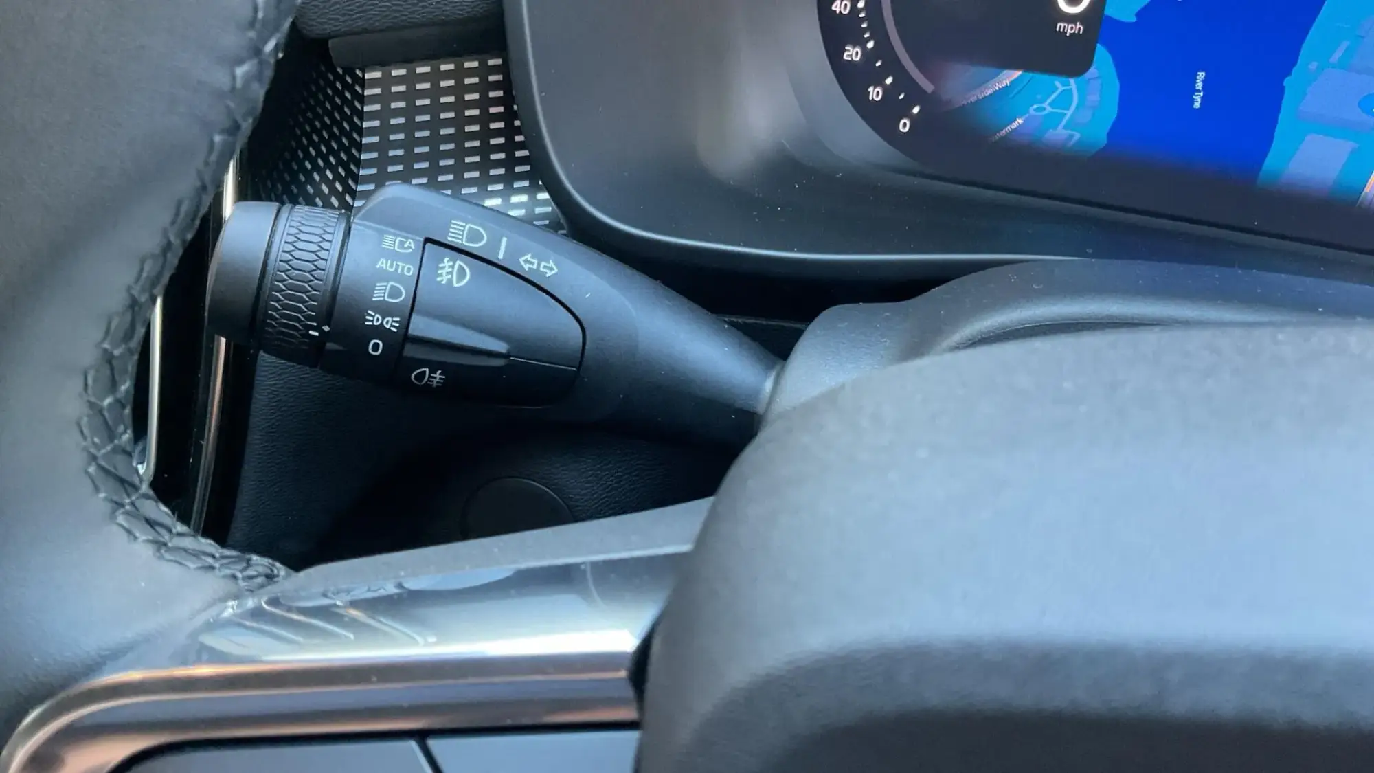 Volvo EX40 Image 20