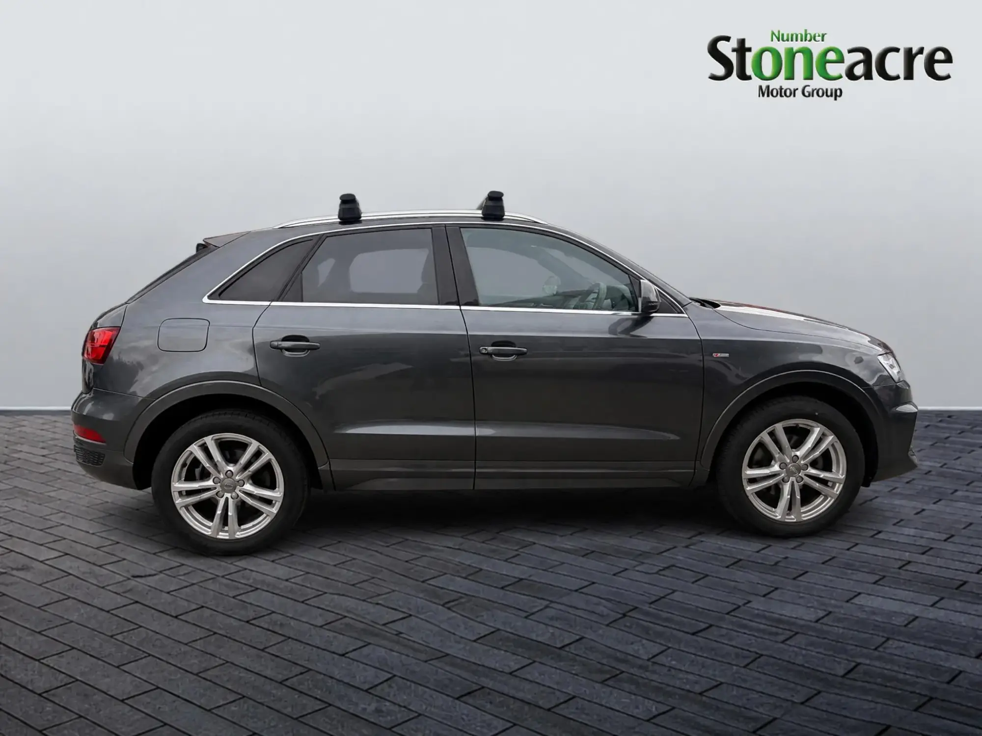 Audi Q3 Image 7