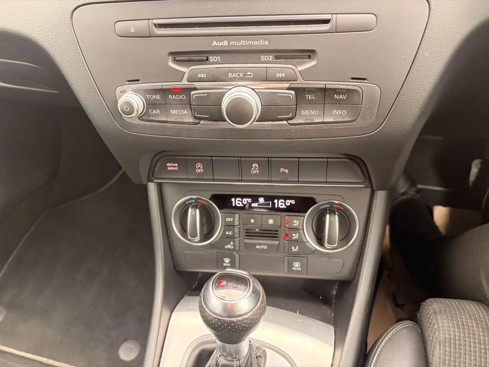 Audi Q3 Image 11