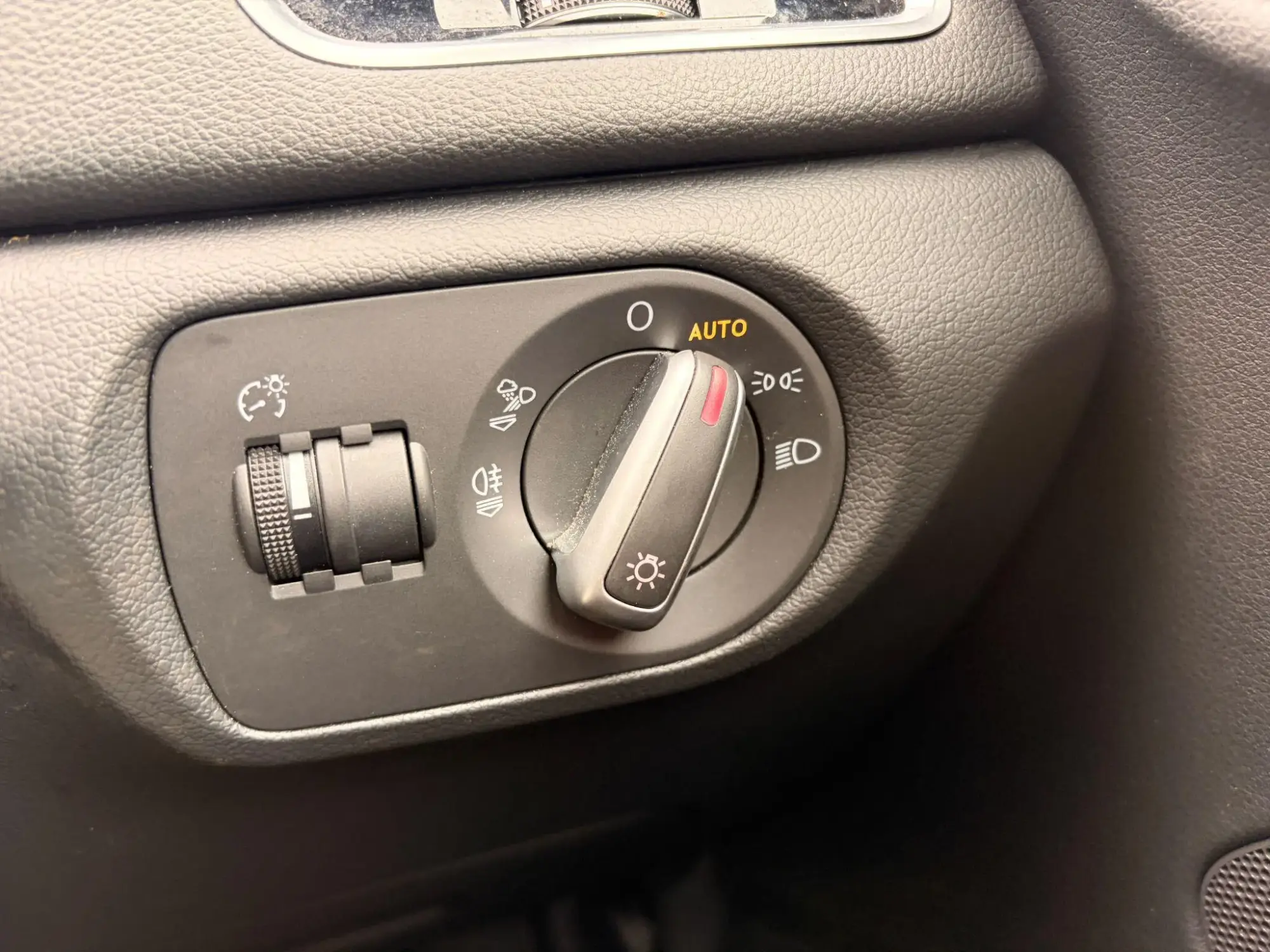 Audi Q3 Image 16