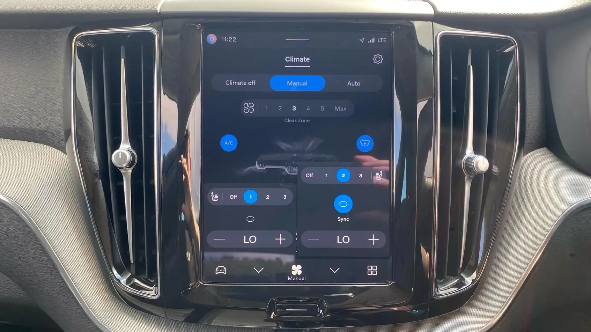 Volvo XC60 Image 28