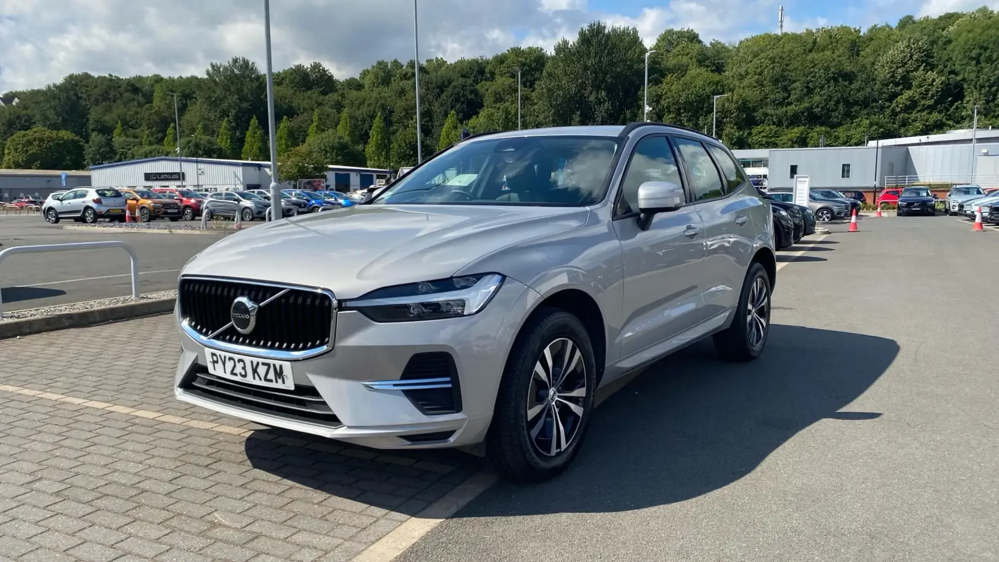 Volvo XC60 Image 3
