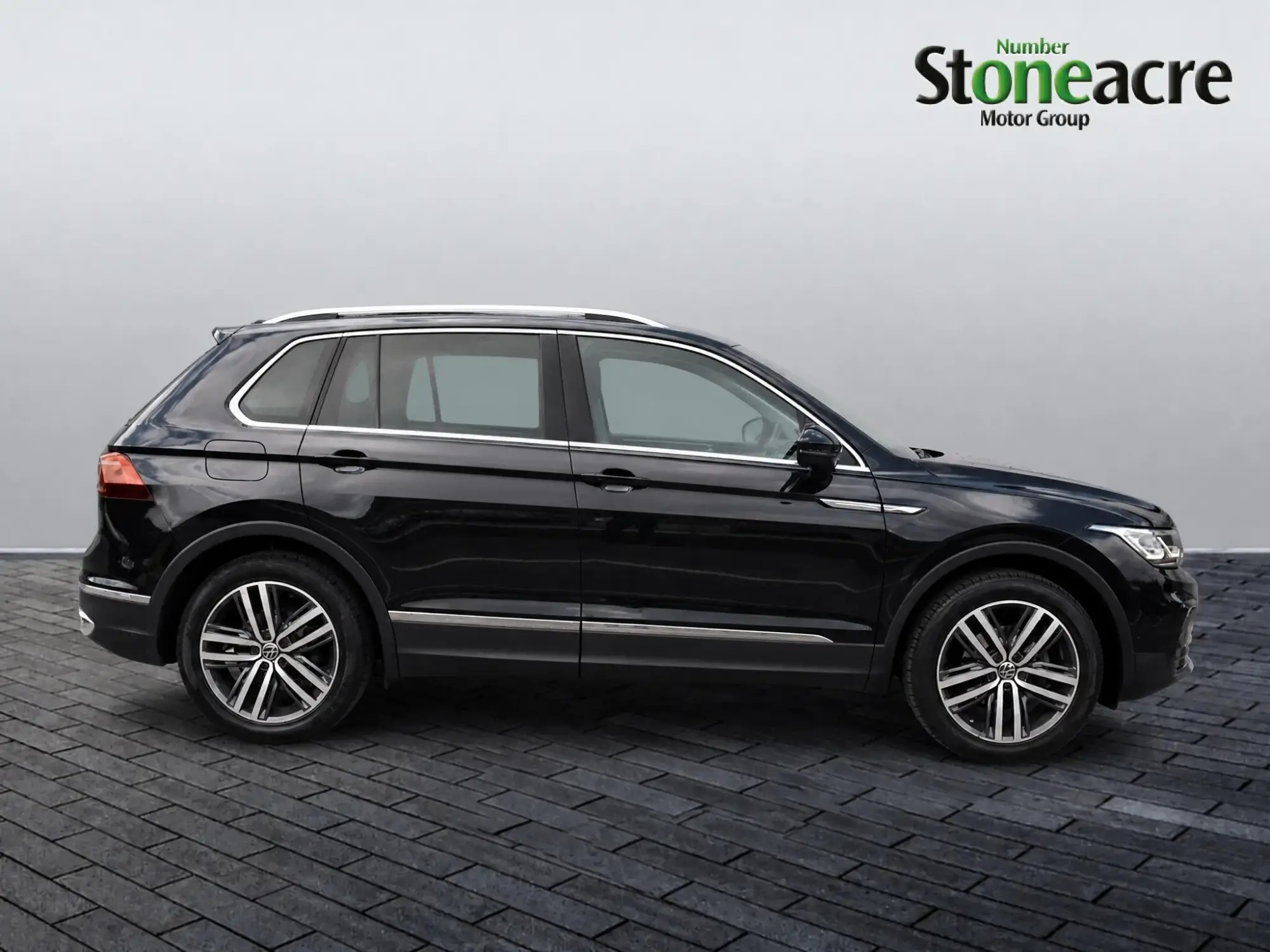 Volkswagen Tiguan Image 2
