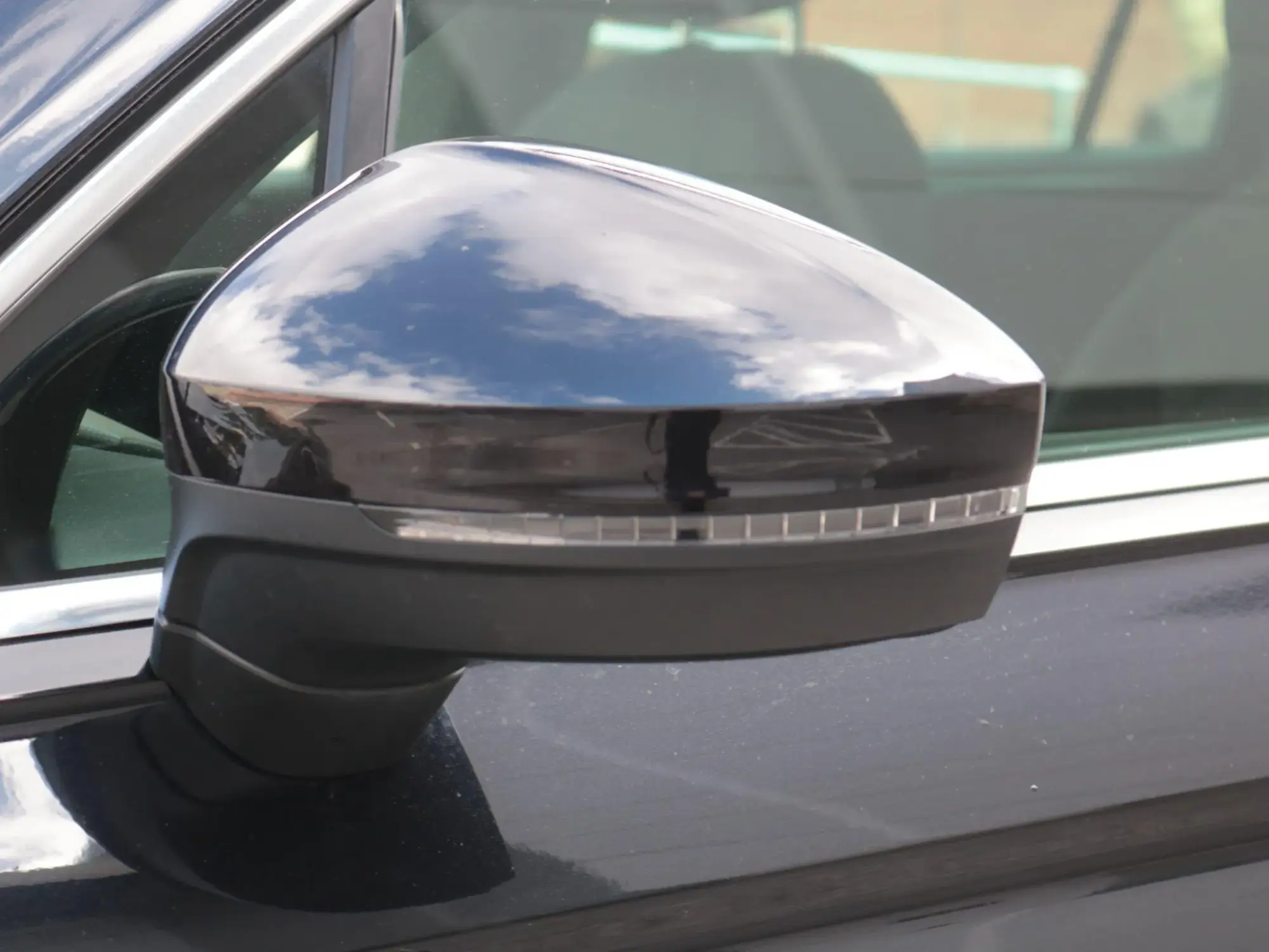 Volkswagen Tiguan Image 8