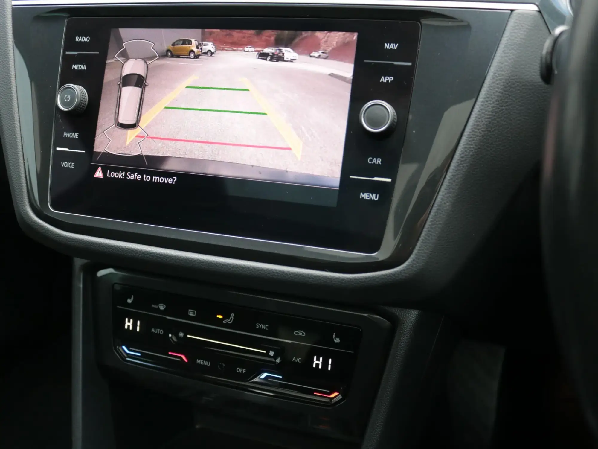 Volkswagen Tiguan Image 20