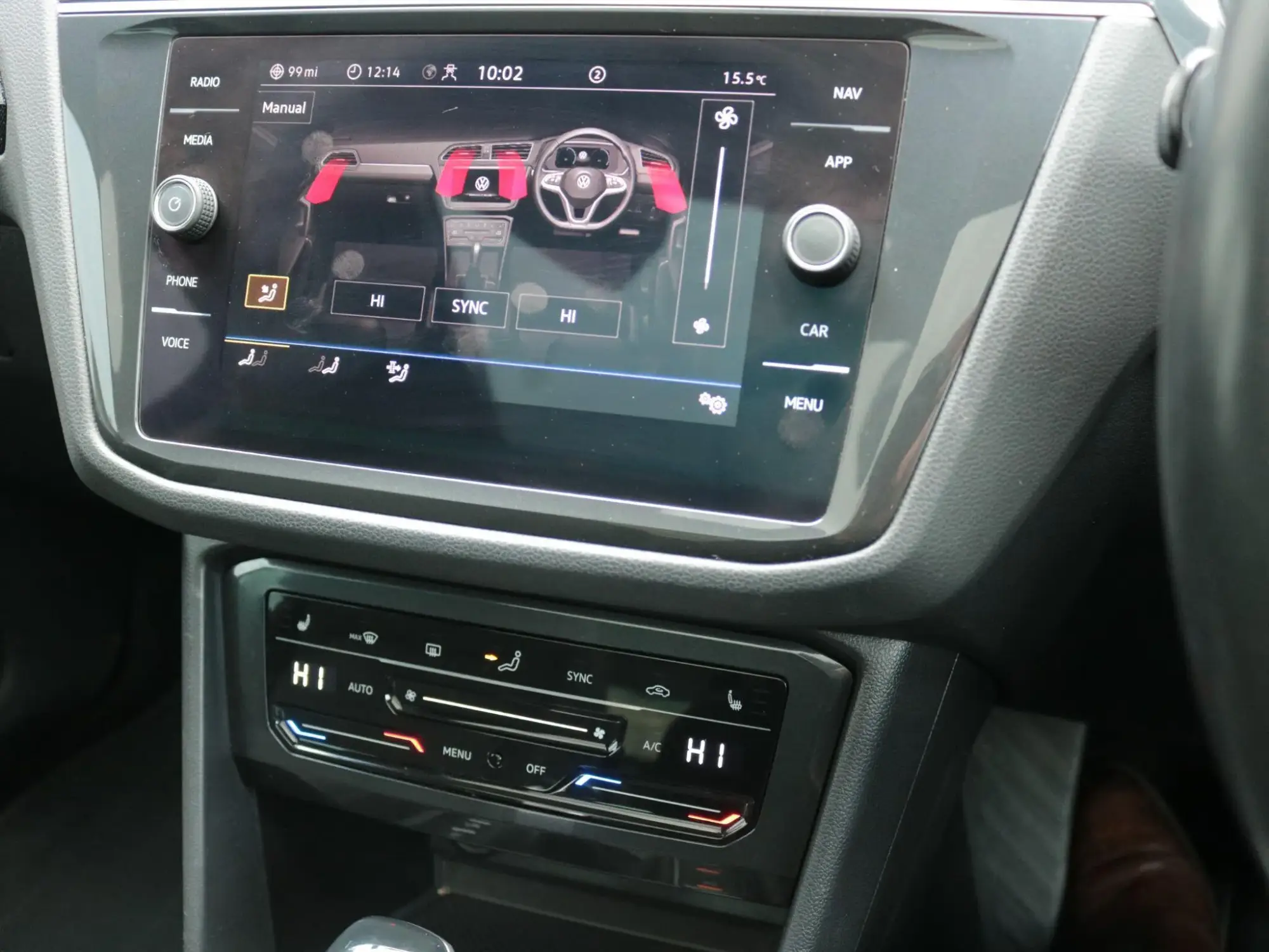 Volkswagen Tiguan Image 21