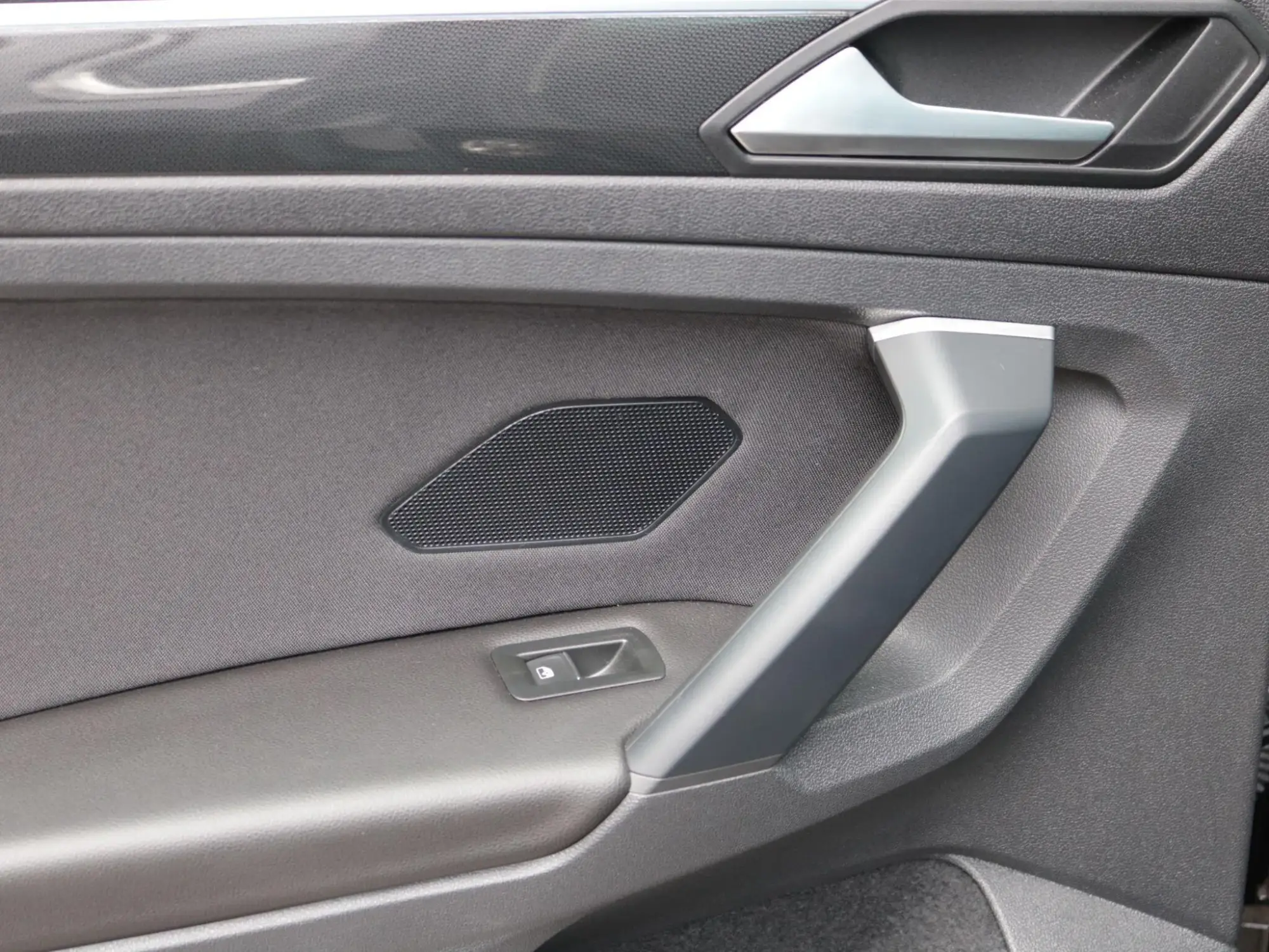 Volkswagen Tiguan Image 26