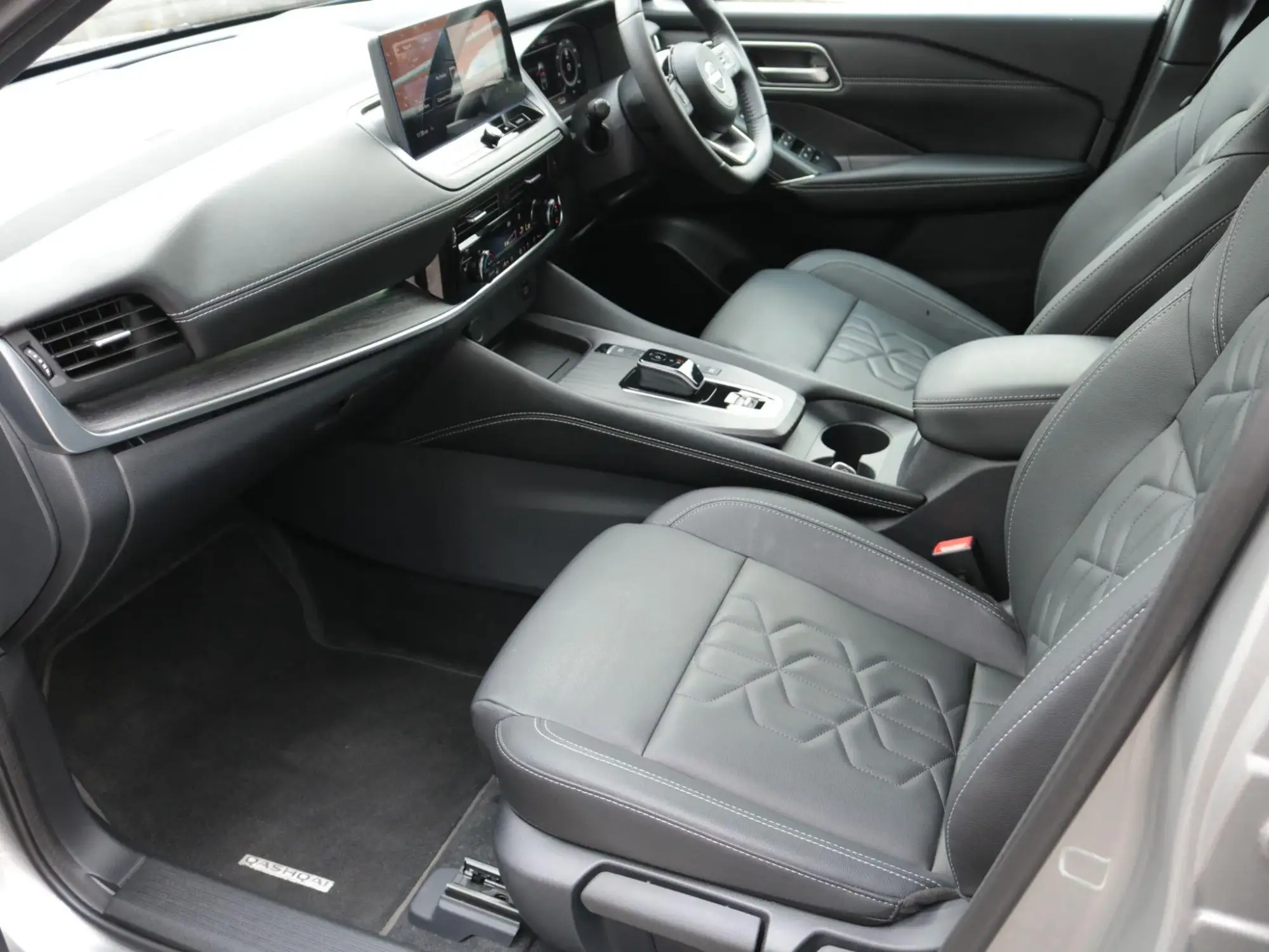 Nissan Qashqai with e-POWER Image 14