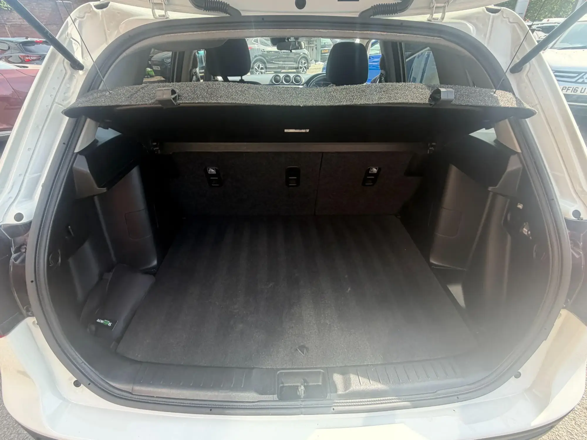 Suzuki Vitara Image 16
