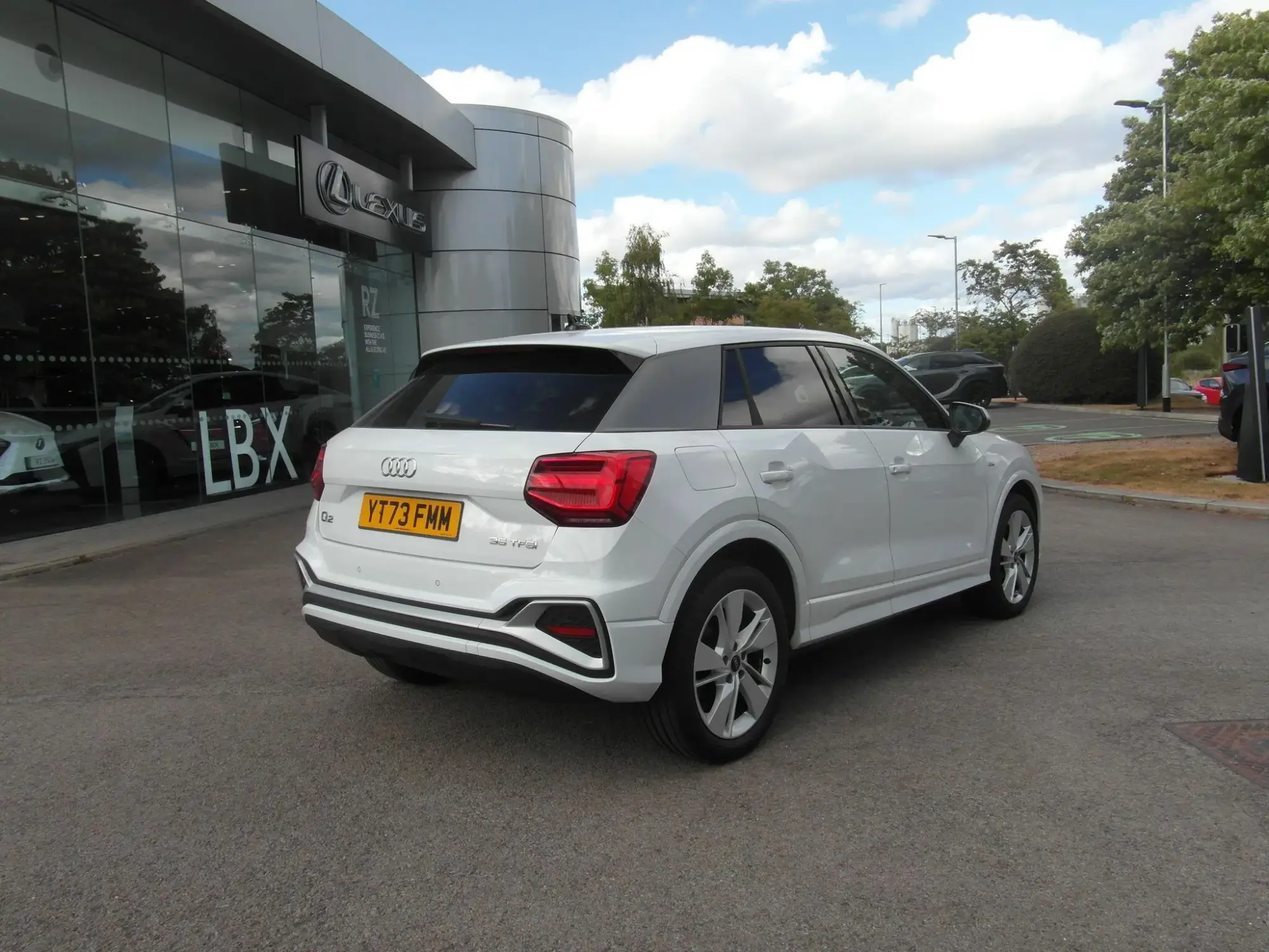 Audi Q2 Image 12