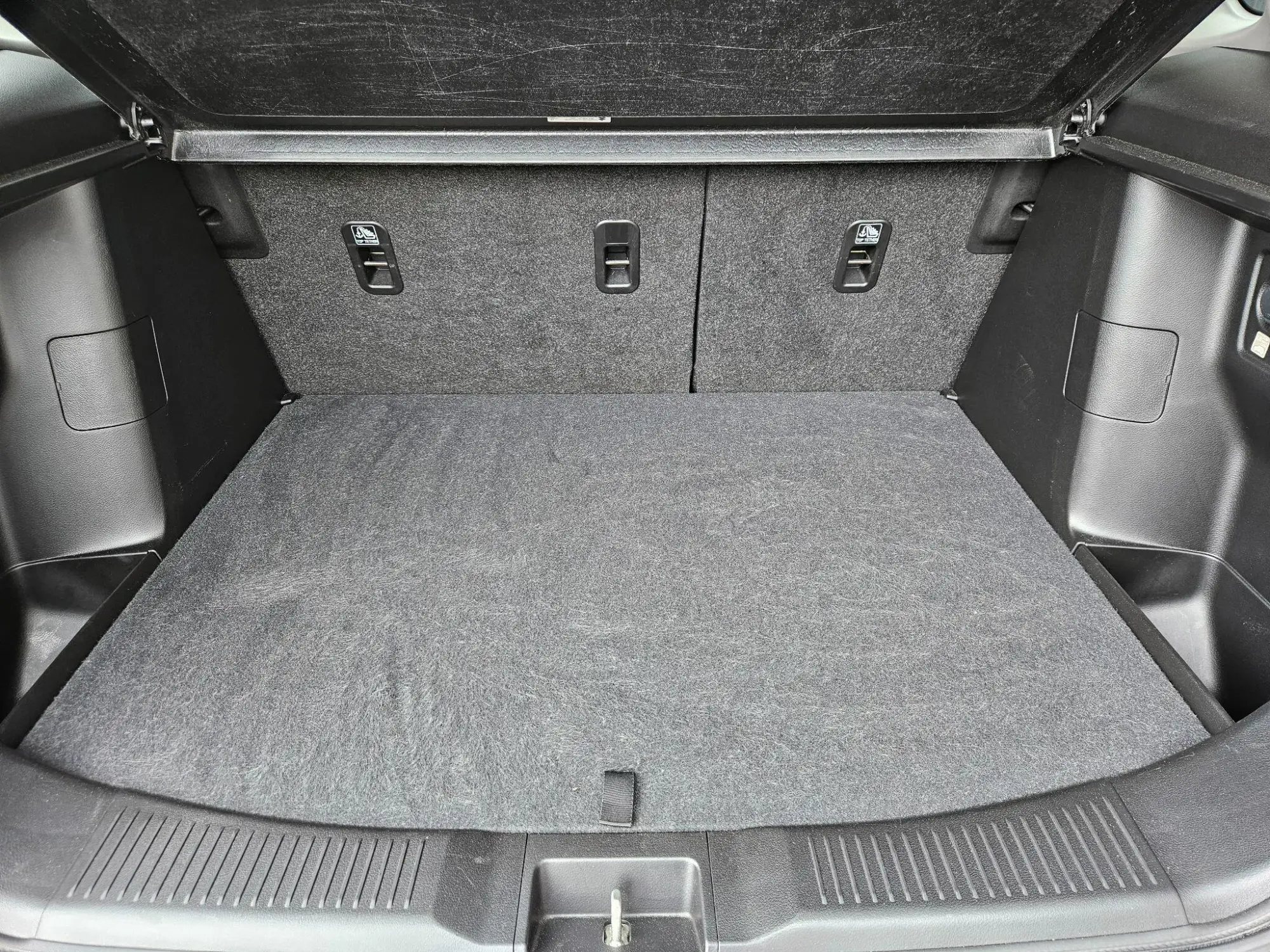 Suzuki S-Cross Image 10