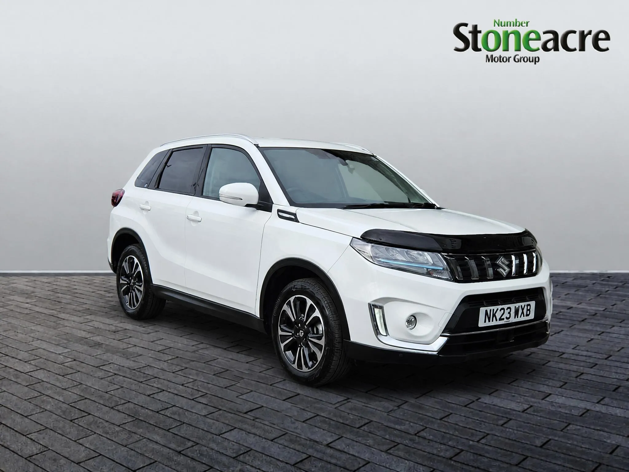 Suzuki Vitara listing photo
