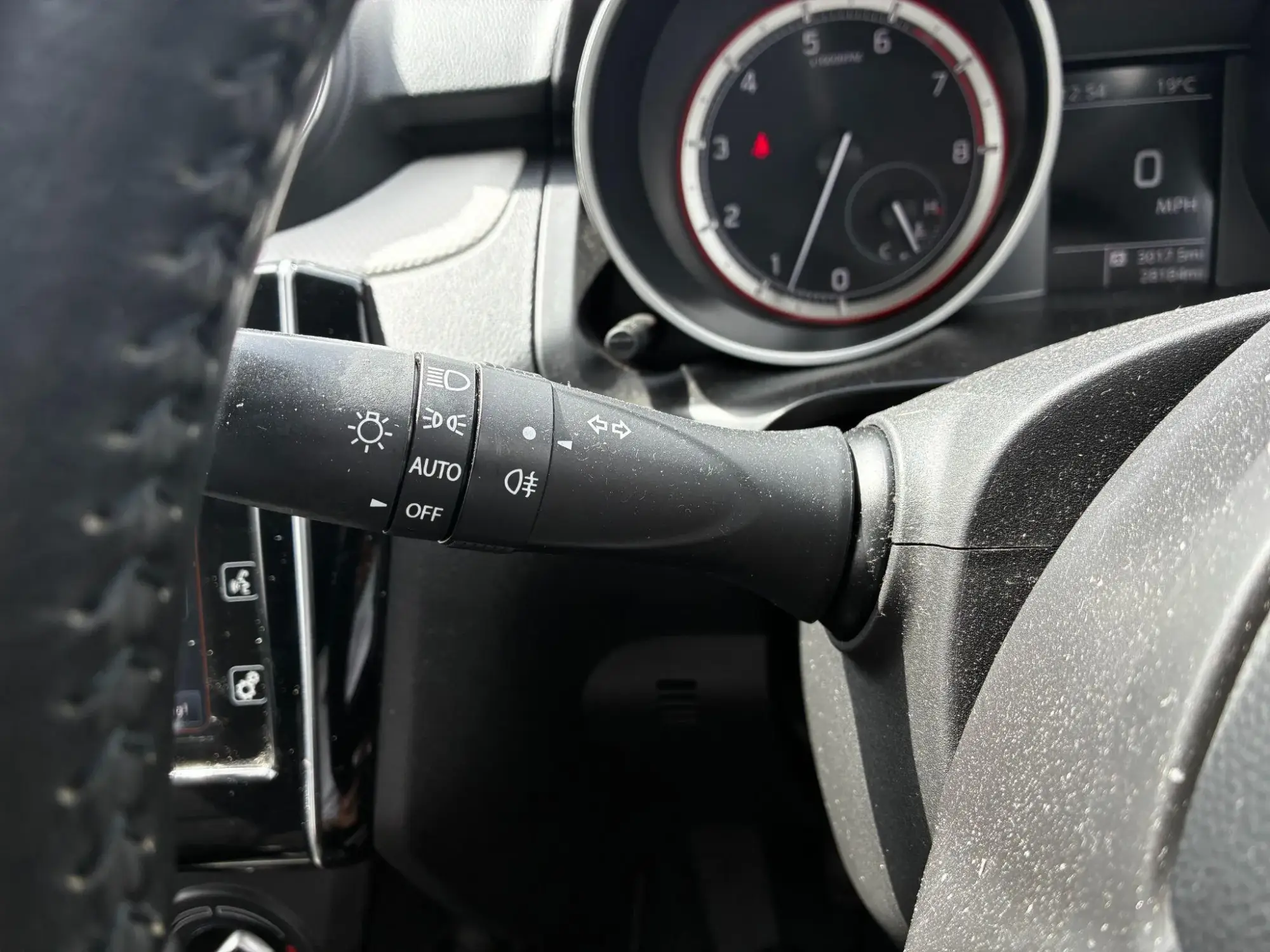 Suzuki Swift Image 16 Suzuki Swift Image 16