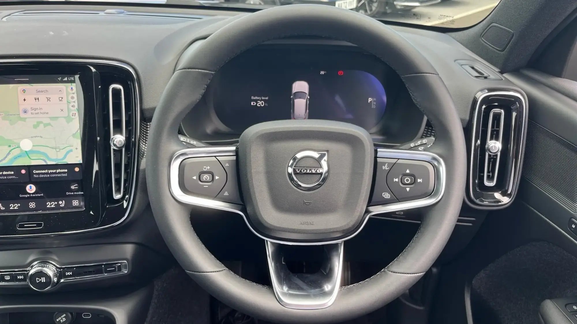 Volvo EX40 Image 10