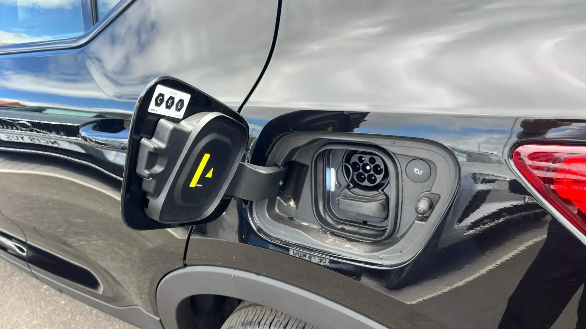 Volvo EX40 Image 15
