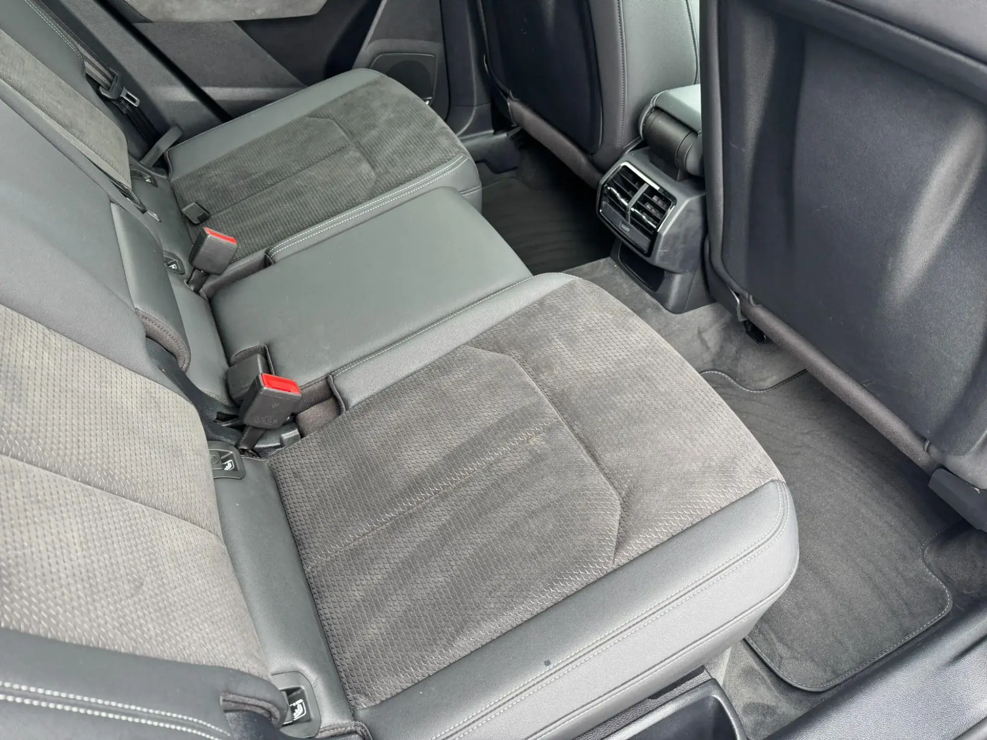 Audi Q3 Image 12