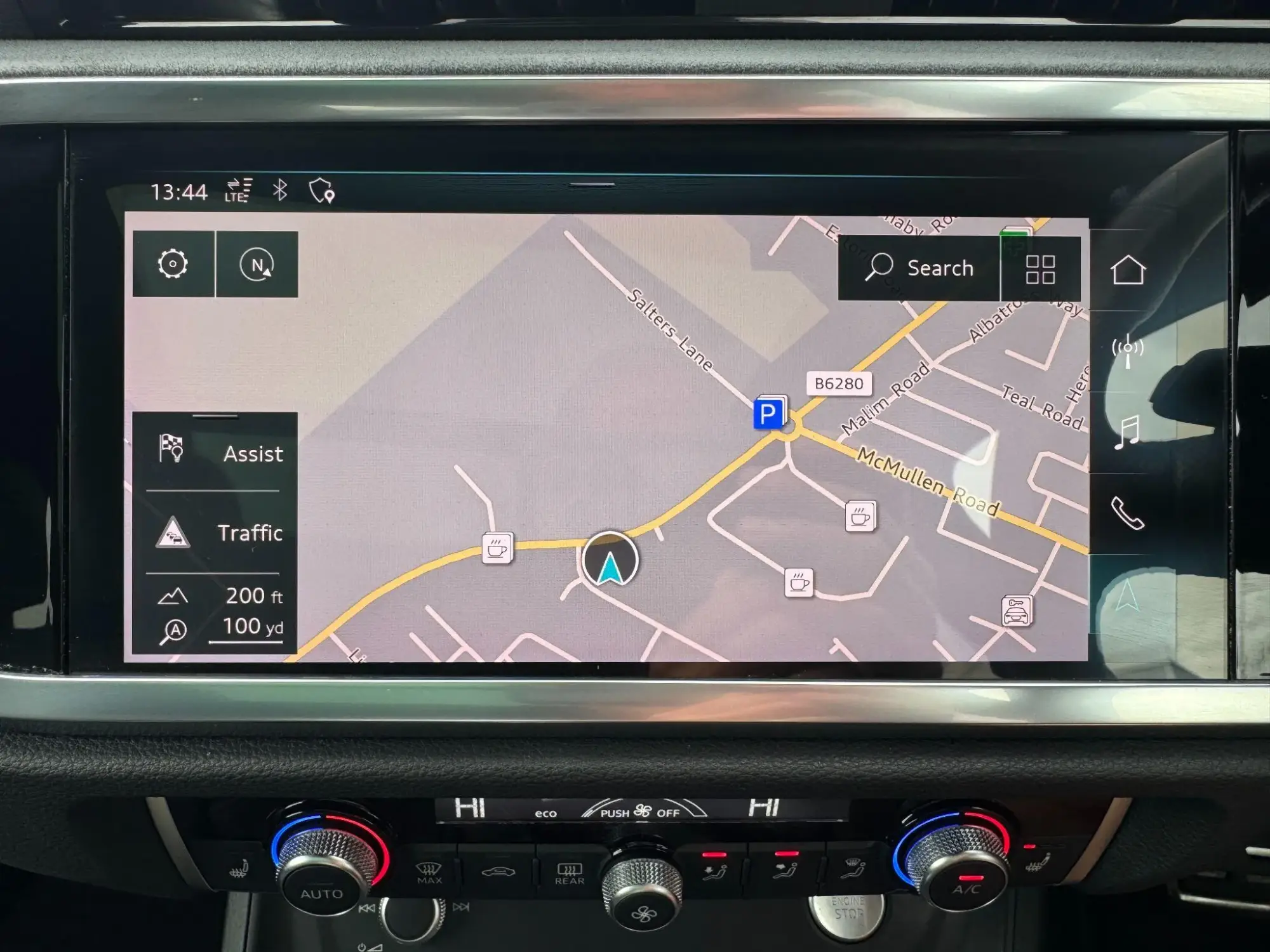 Audi Q3 Image 19