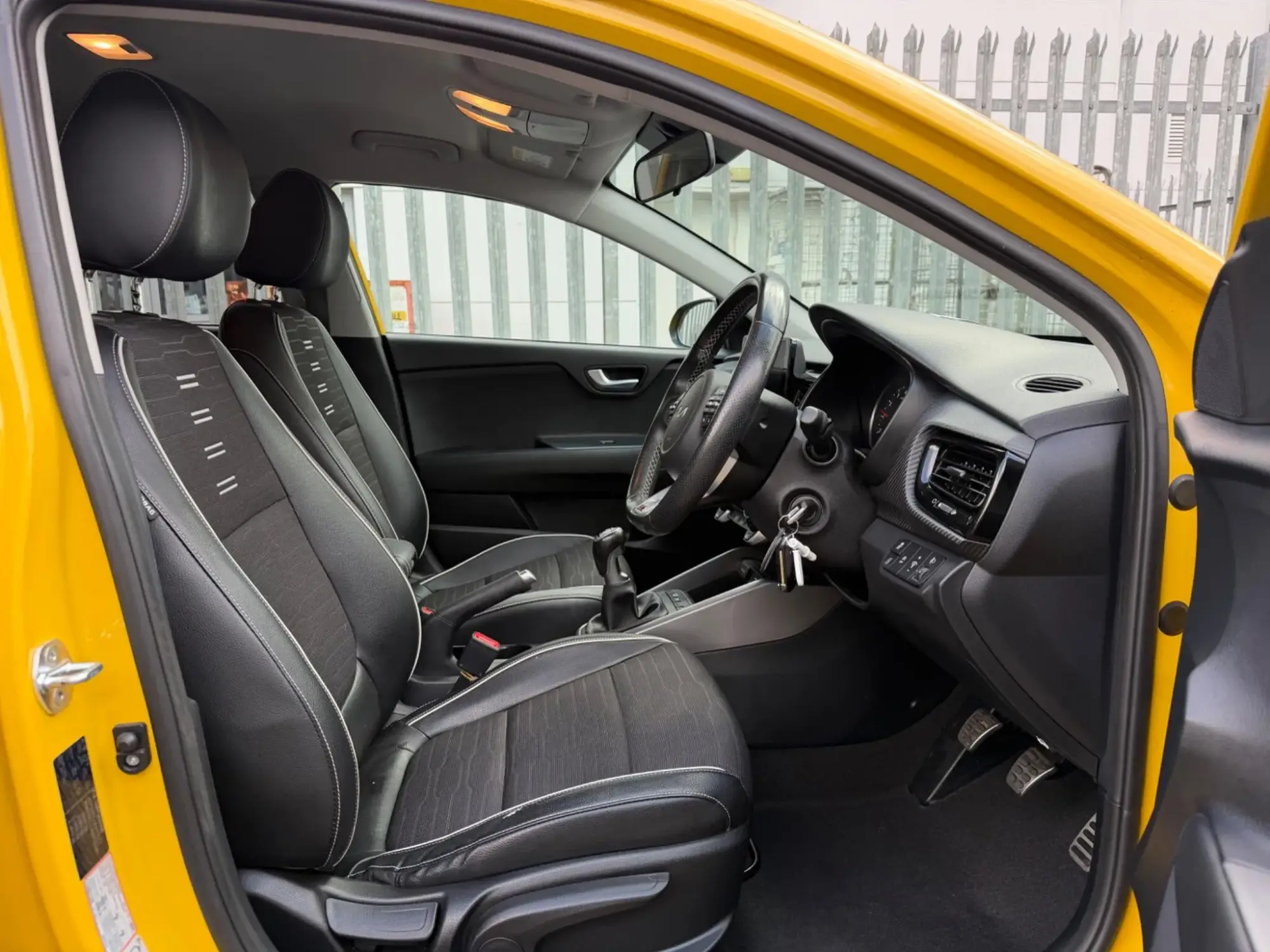 Kia Stonic Image 14