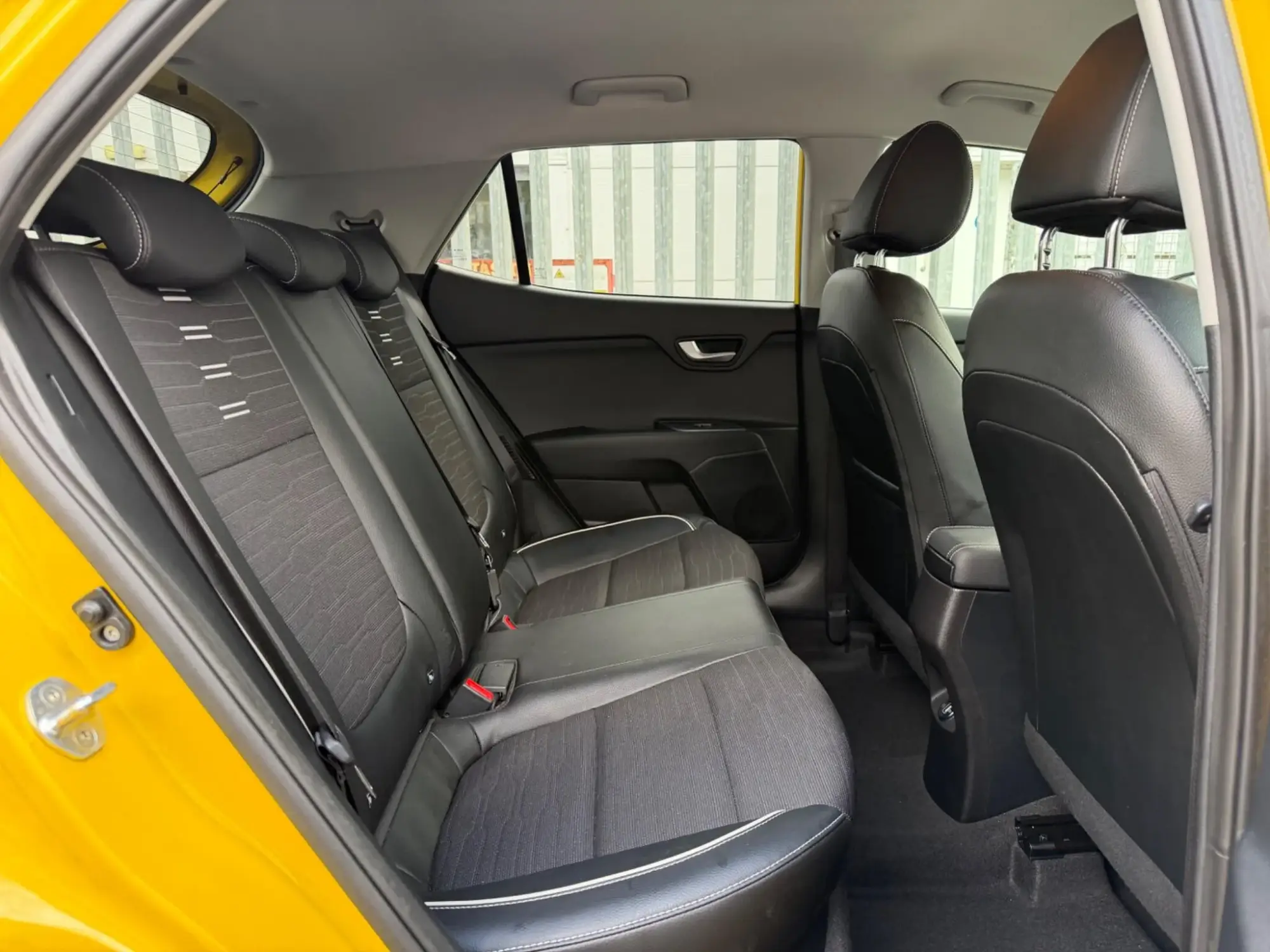 Kia Stonic Image 17