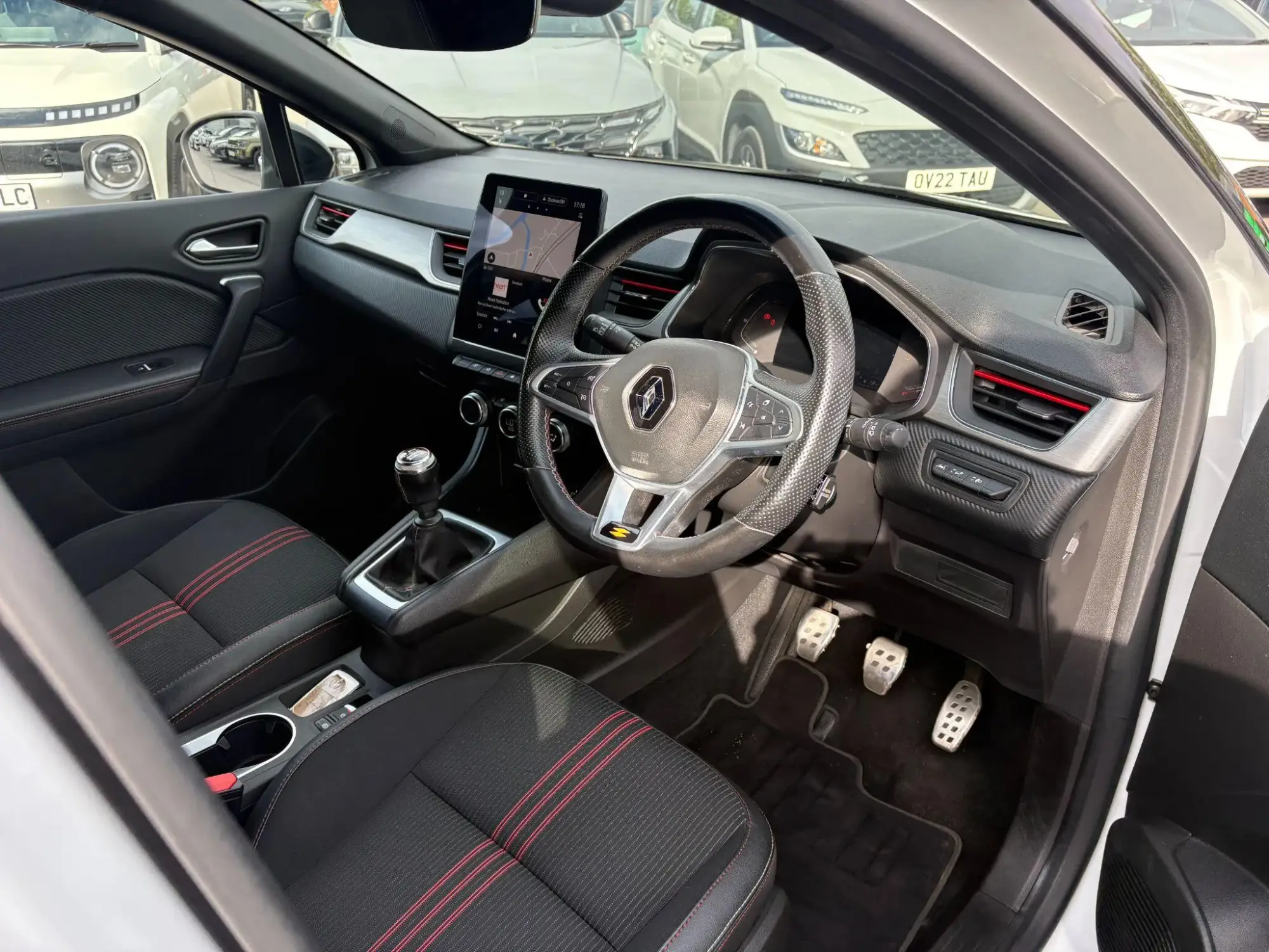 Renault Captur Image 9 Renault Captur Image 9