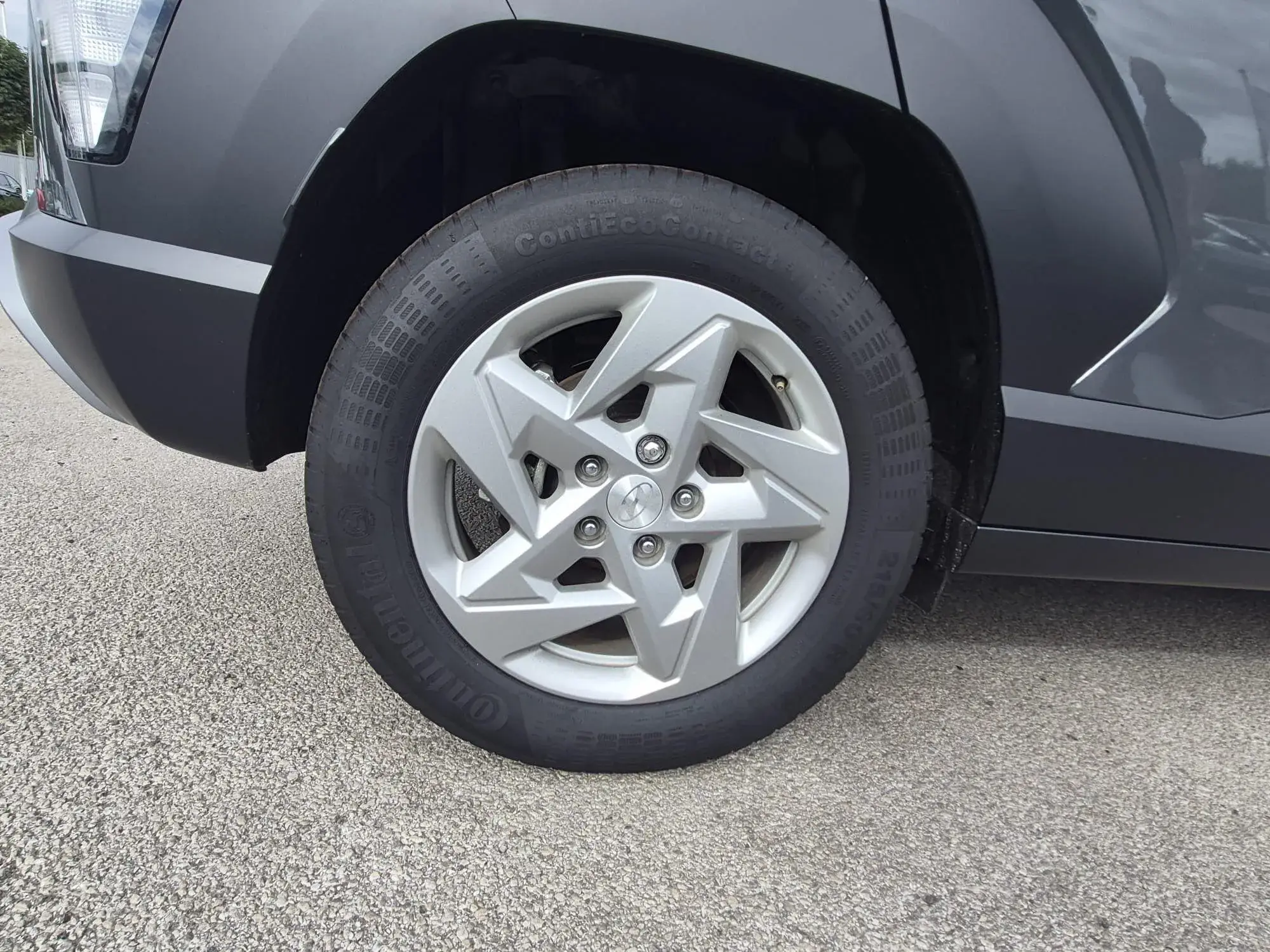 Hyundai KONA Image 14