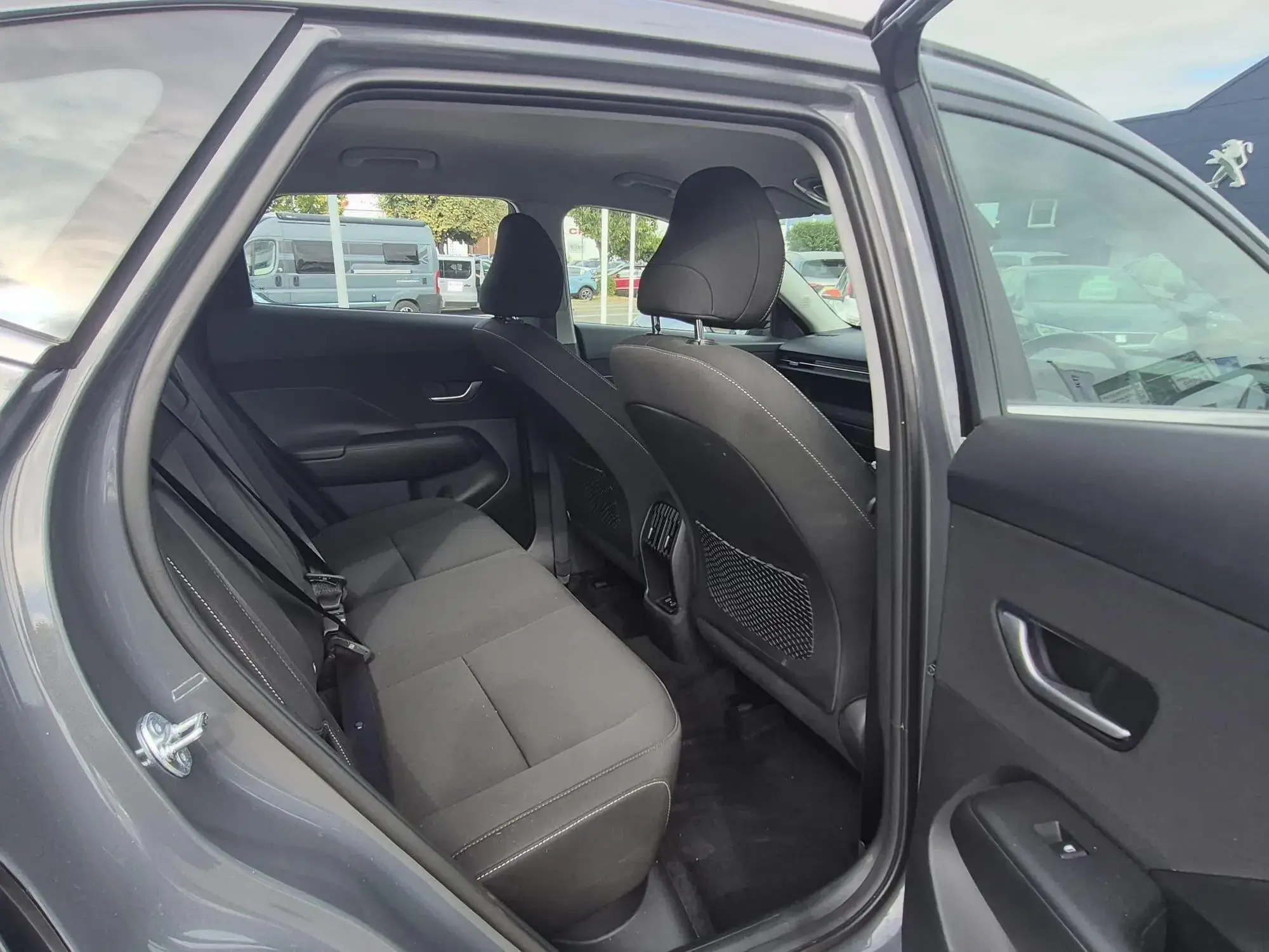 Hyundai KONA Image 19
