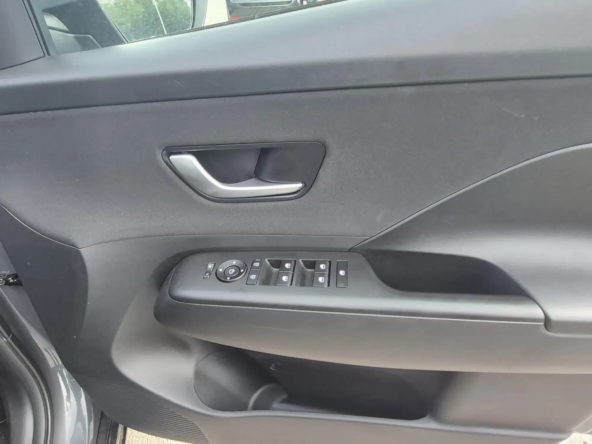 Hyundai KONA Image 35