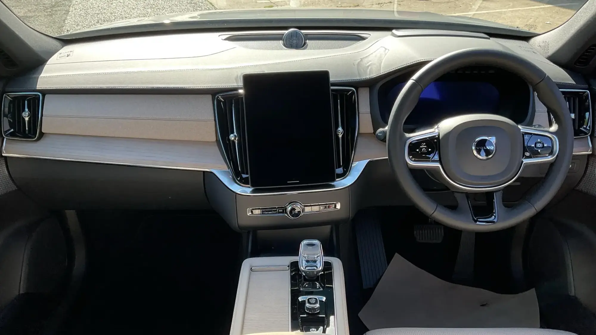 Volvo XC90 Plug-In Hybrid Image 5 Volvo XC90 Plug-In Hybrid Image 5