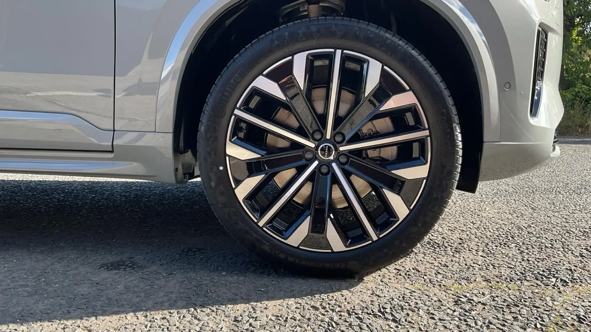 Volvo XC90 Plug-In Hybrid Image 9 Volvo XC90 Plug-In Hybrid Image 9