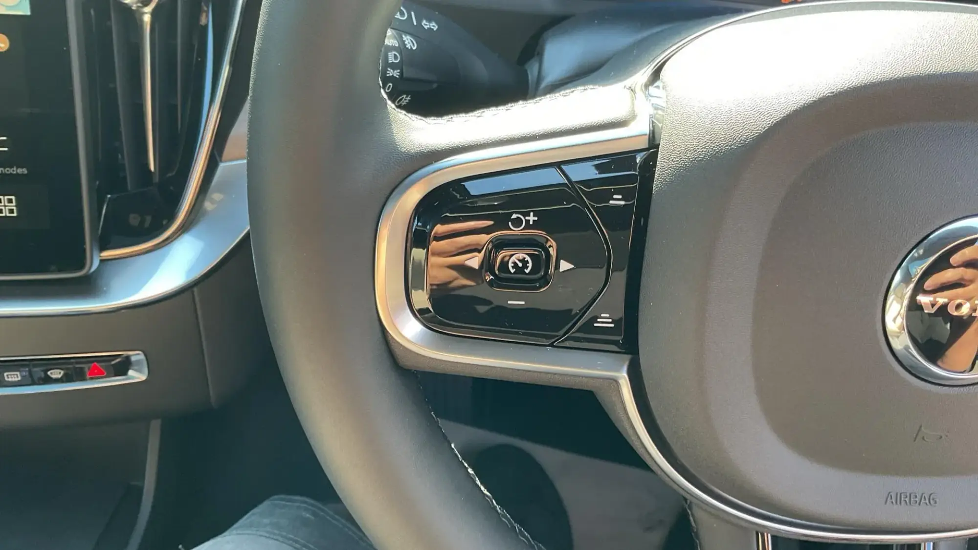 Volvo XC90 Plug-In Hybrid Image 21 Volvo XC90 Plug-In Hybrid Image 21