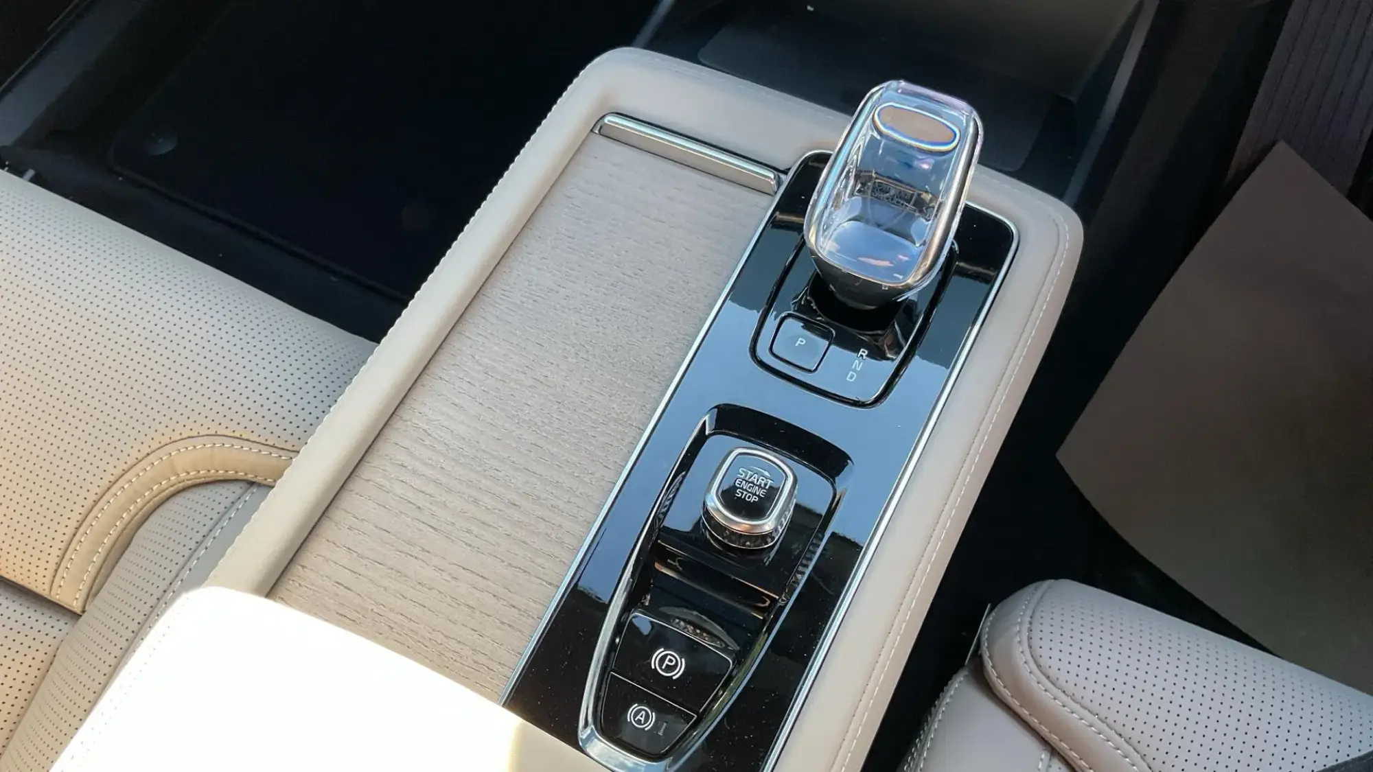 Volvo XC90 Plug-In Hybrid Image 26 Volvo XC90 Plug-In Hybrid Image 26