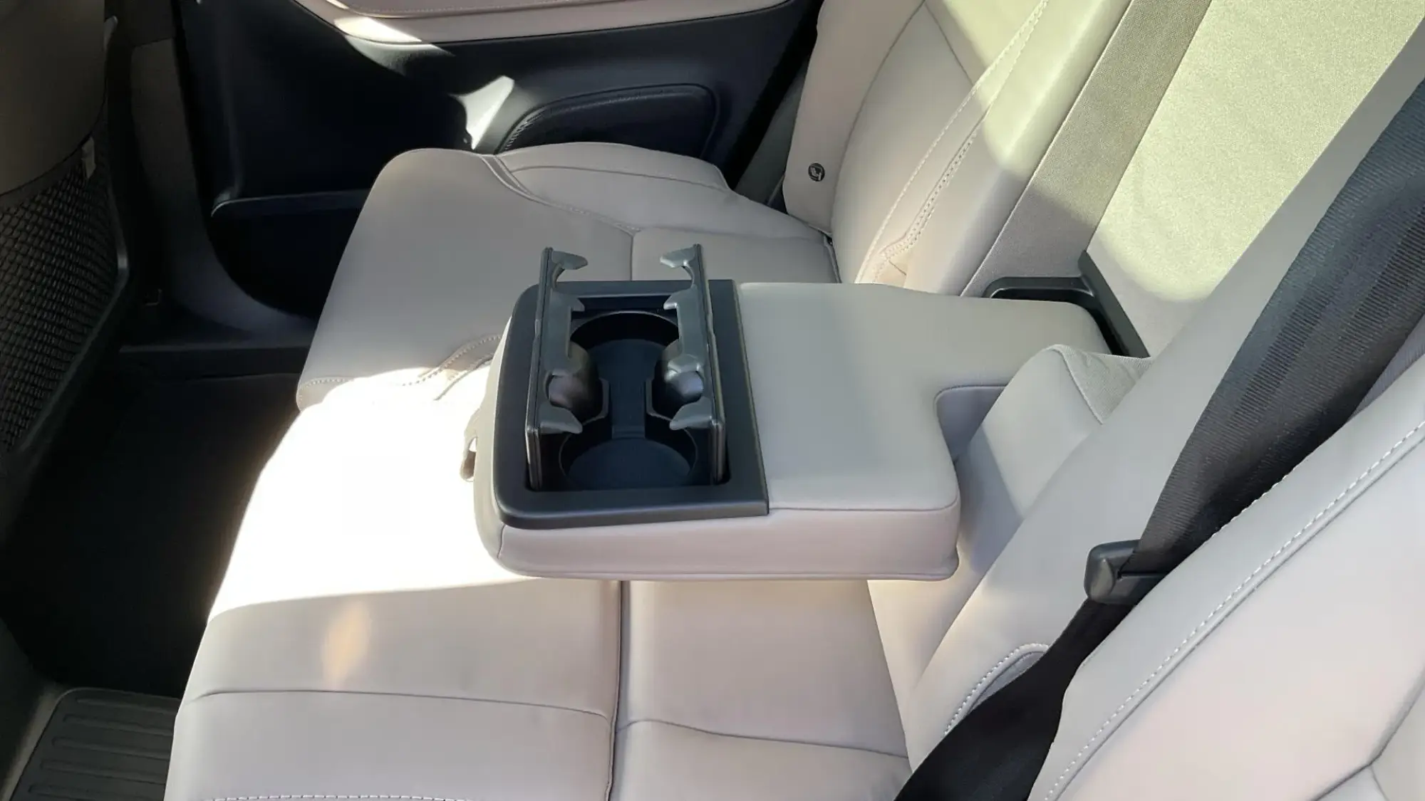 Volvo XC90 Plug-In Hybrid Image 34 Volvo XC90 Plug-In Hybrid Image 34