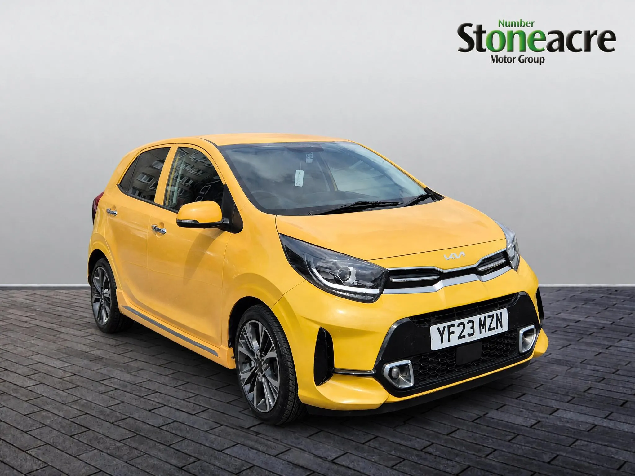 Kia Picanto listing photo