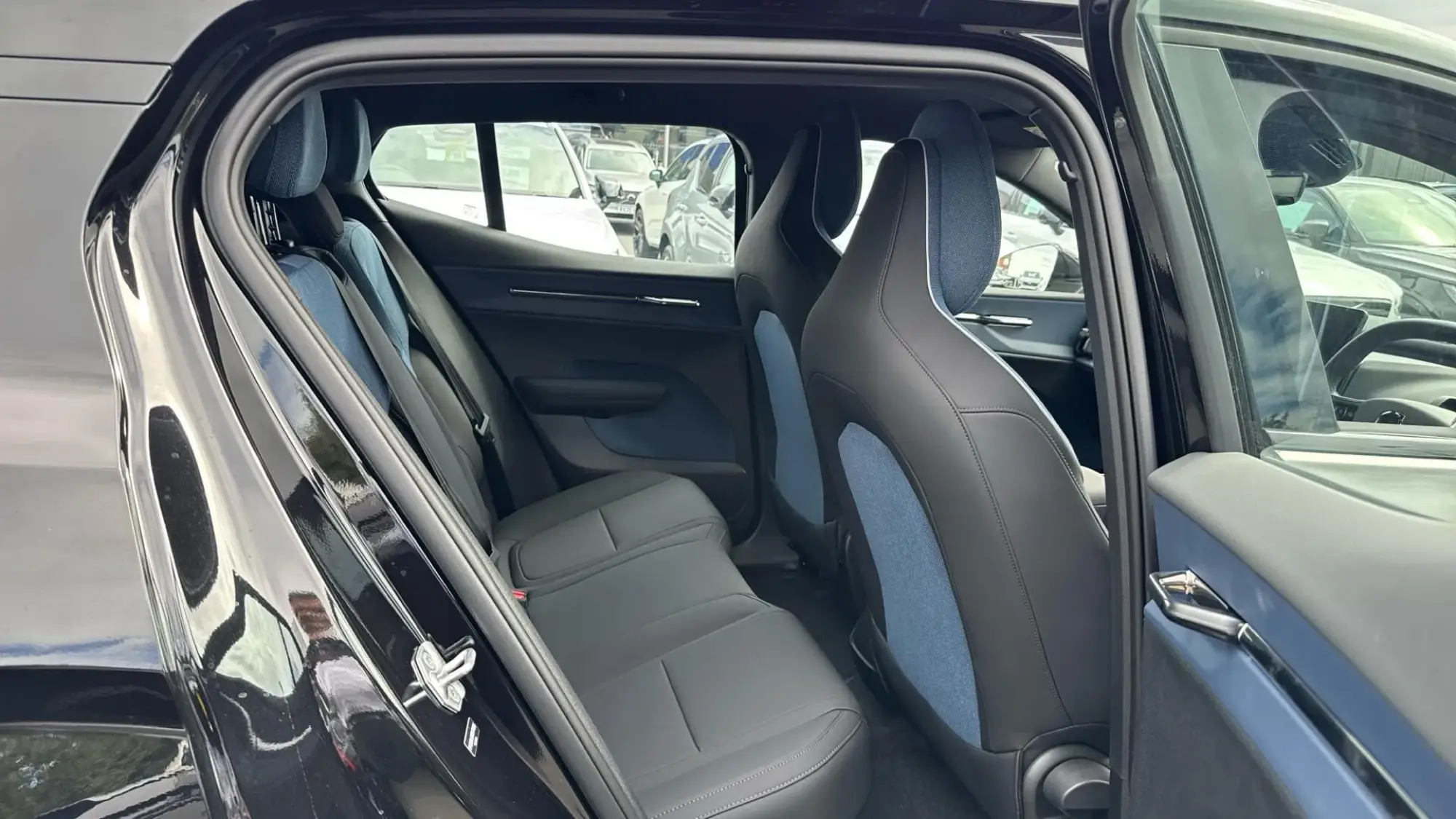 Volvo EX30 Image 8 Volvo EX30 Image 8