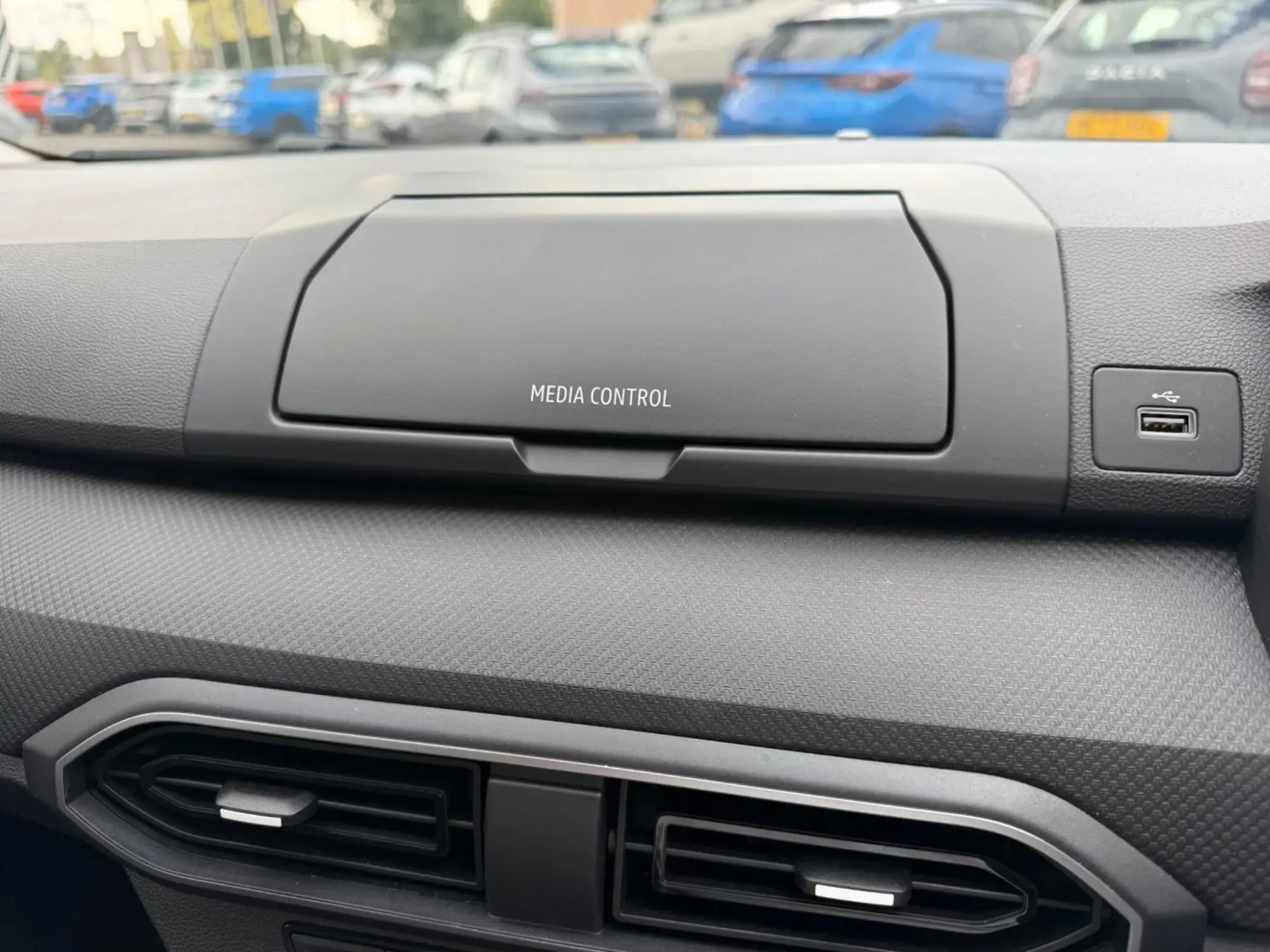 Dacia Sandero Image 17 Dacia Sandero Image 17
