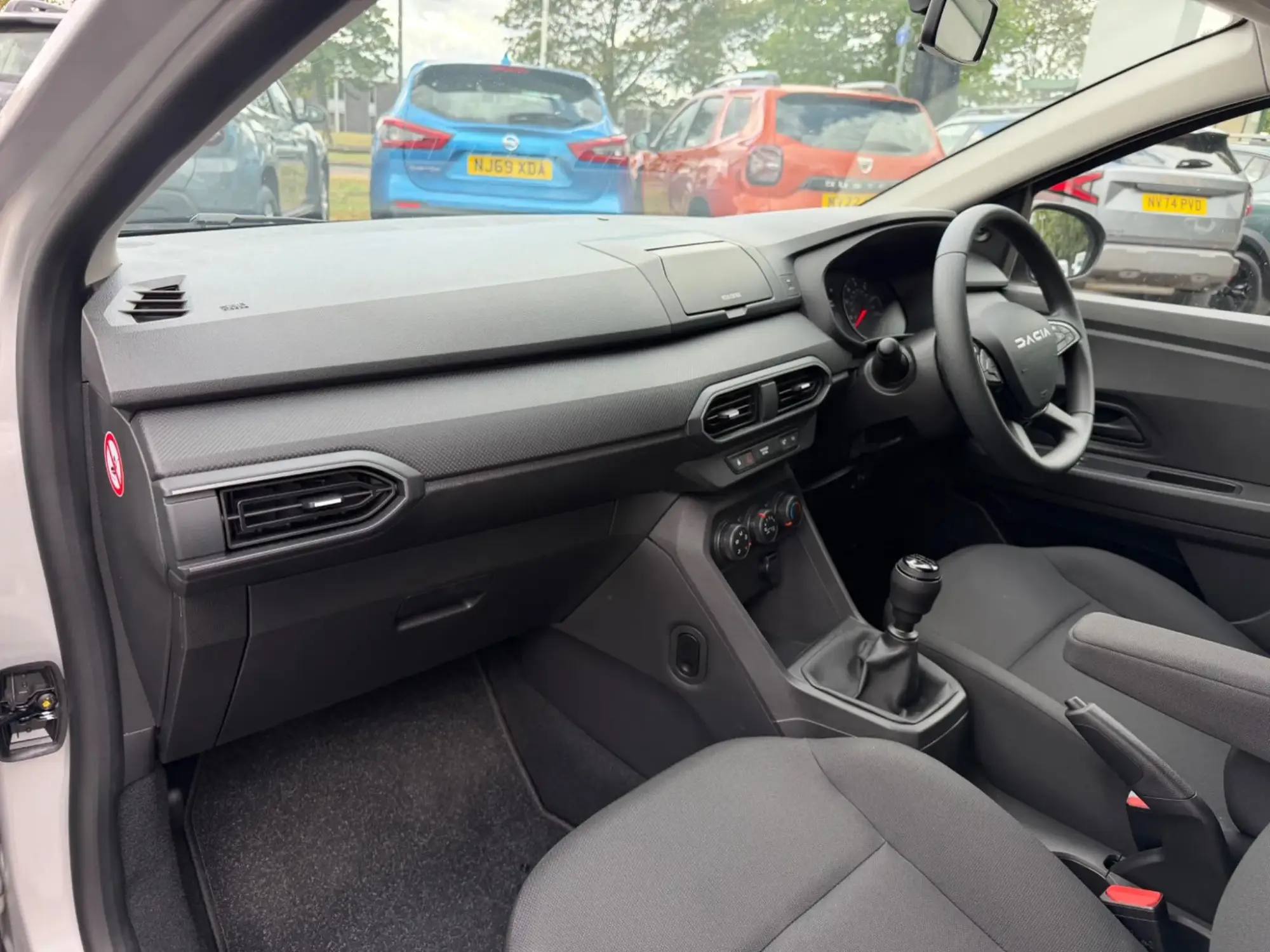 Dacia Sandero Image 20 Dacia Sandero Image 20