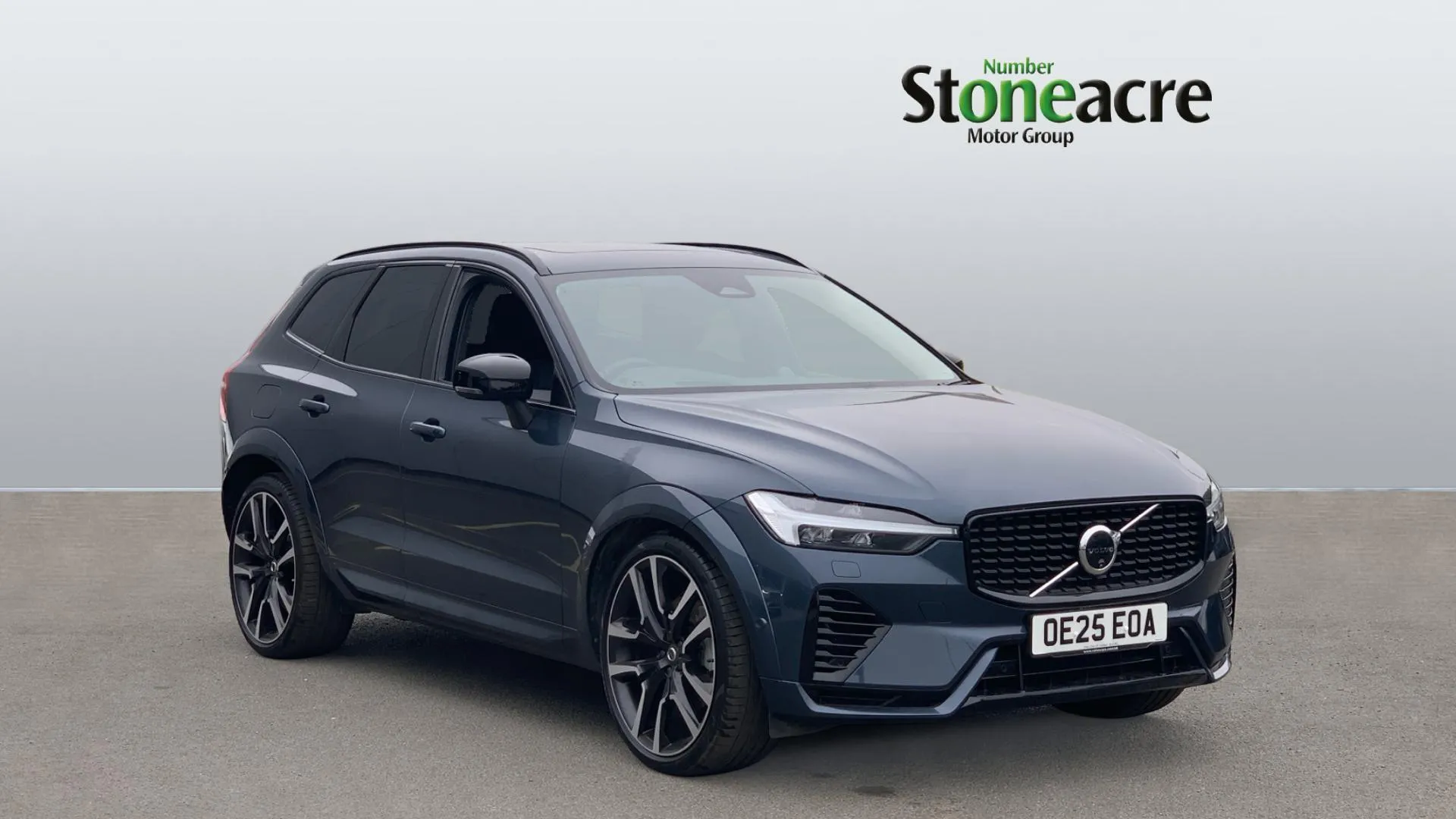 Volvo XC60 listing photo
