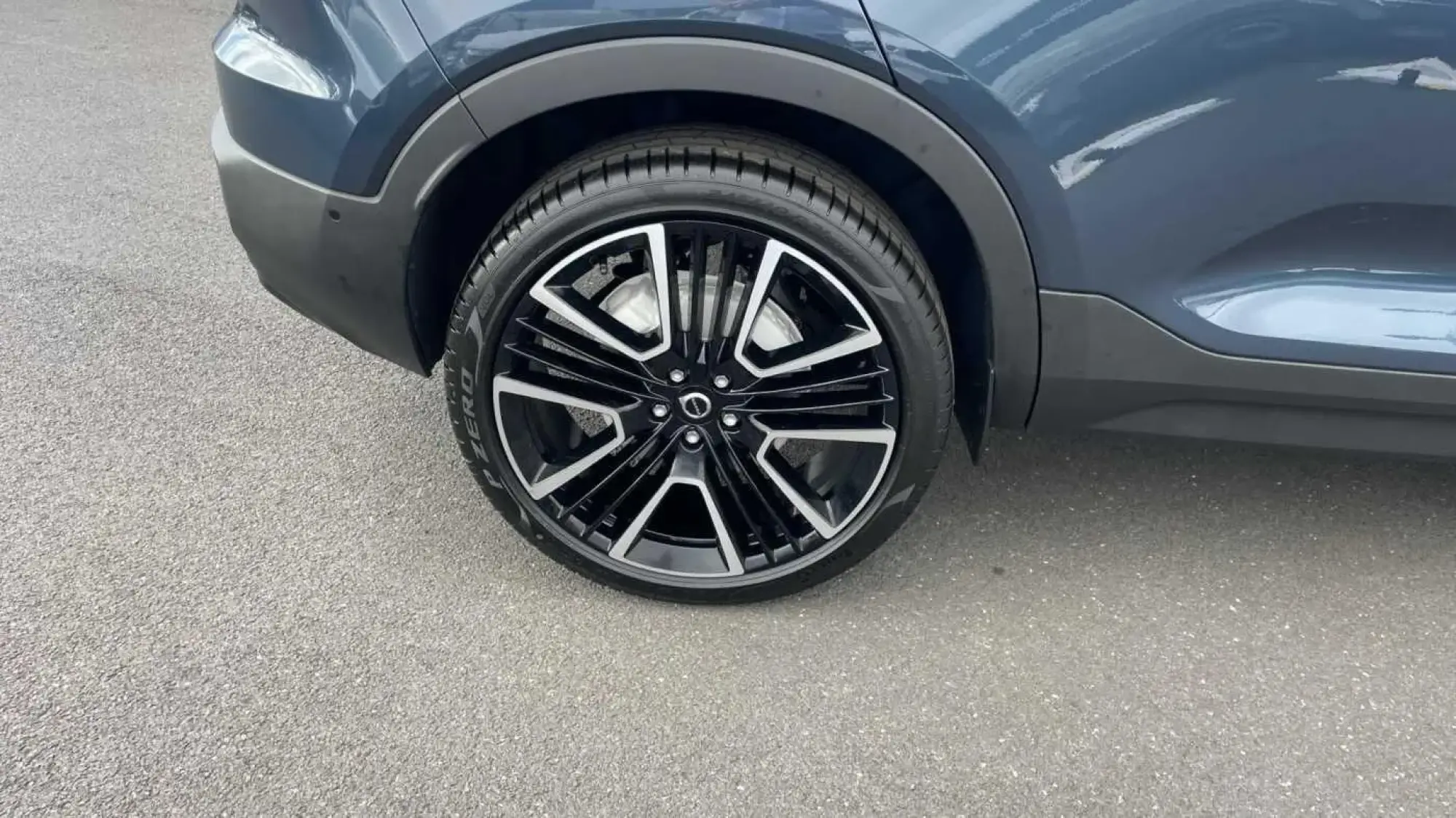 Volvo XC40 Image 23