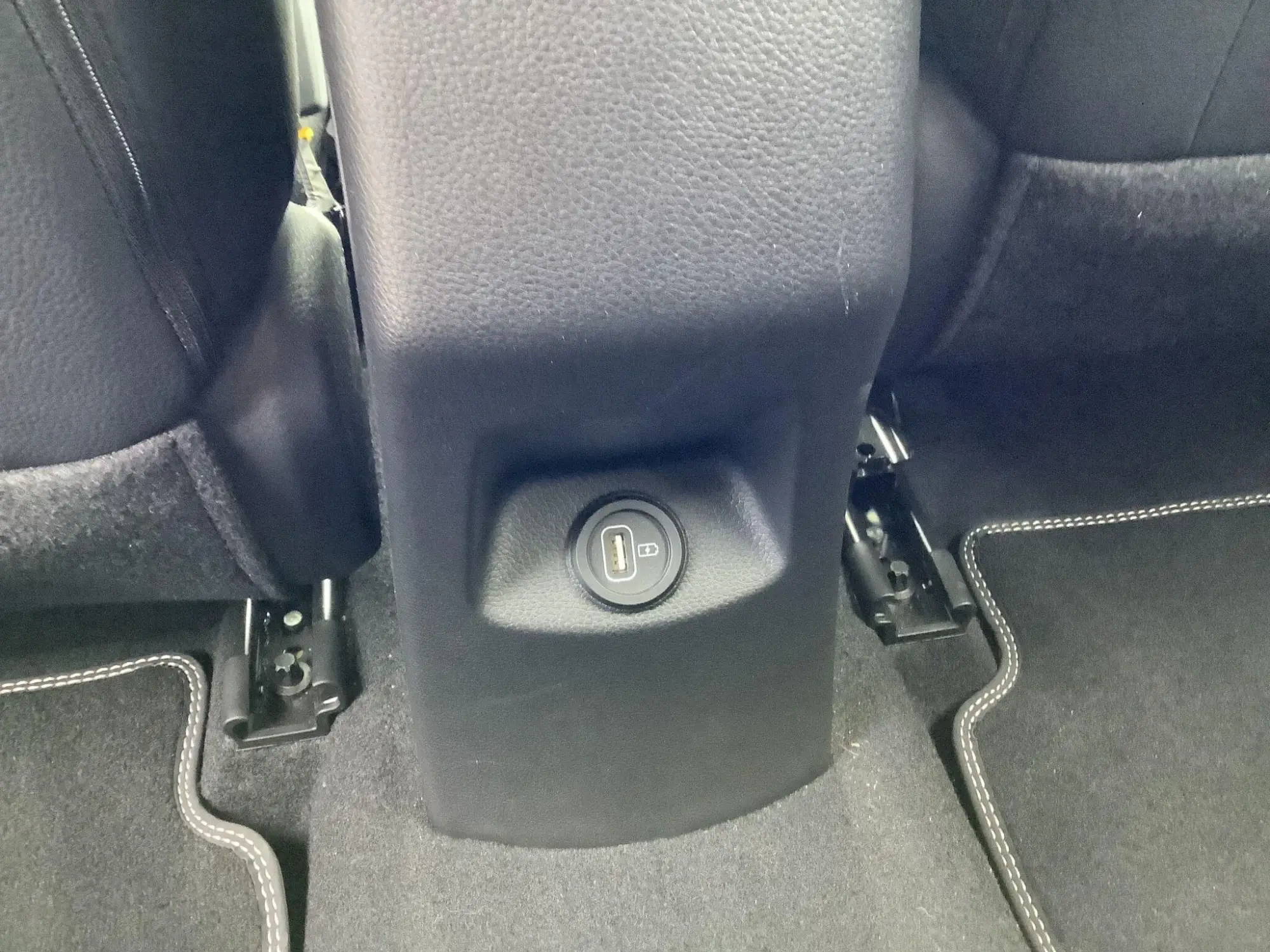 Kia Stonic Image 14