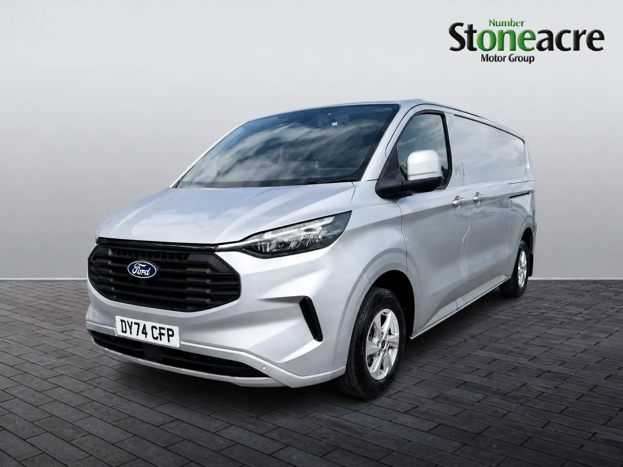 Ford Transit Custom 2.0 300 EcoBlue Limited L2 H1 Euro 6 (s/s) 5dr DY74CFP Image 3