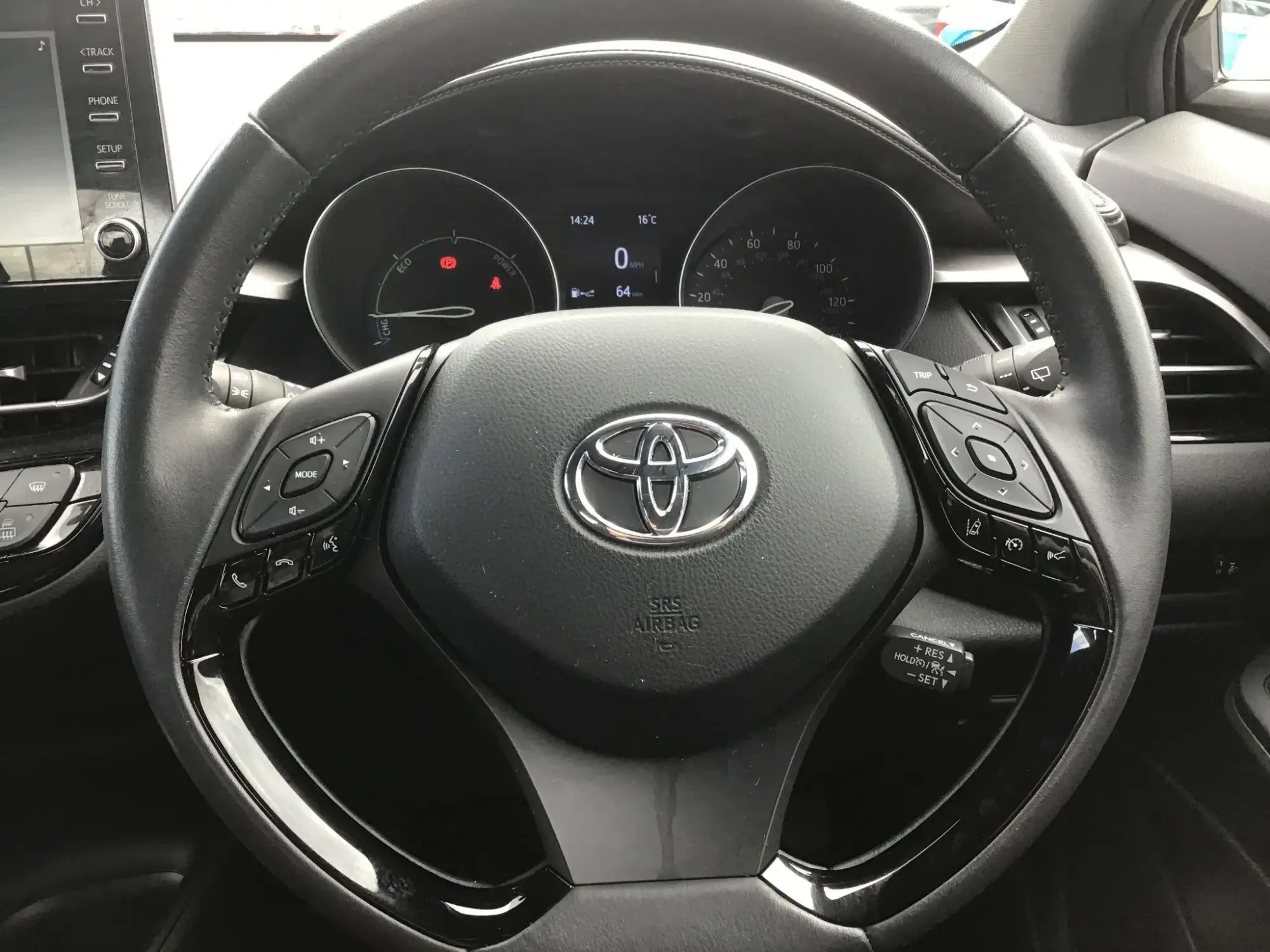 Toyota C-HR Self-Charging Hybrid Image 10