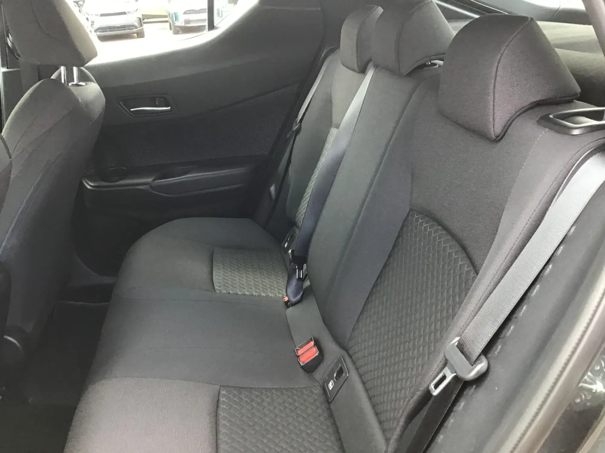 Toyota C-HR Self-Charging Hybrid Image 16