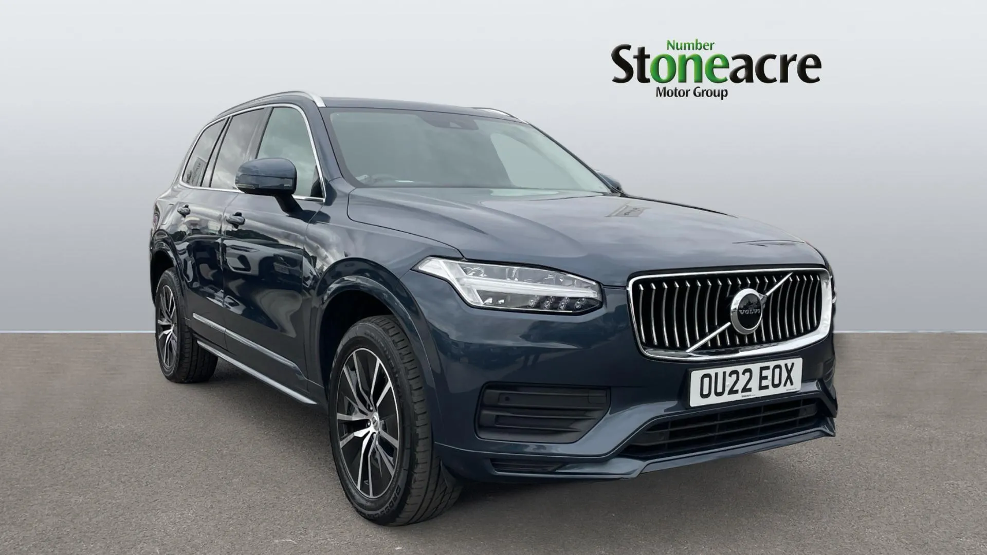 Volvo XC90 listing photo