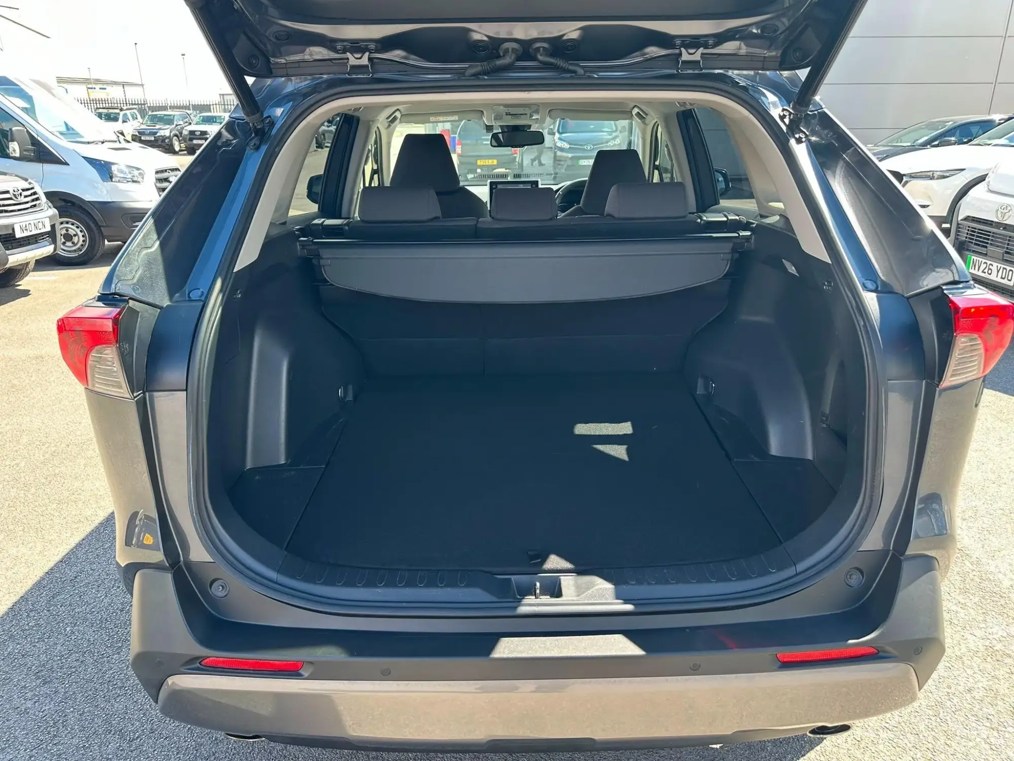 Toyota RAV4 Self-Charging Hybrid Image 14