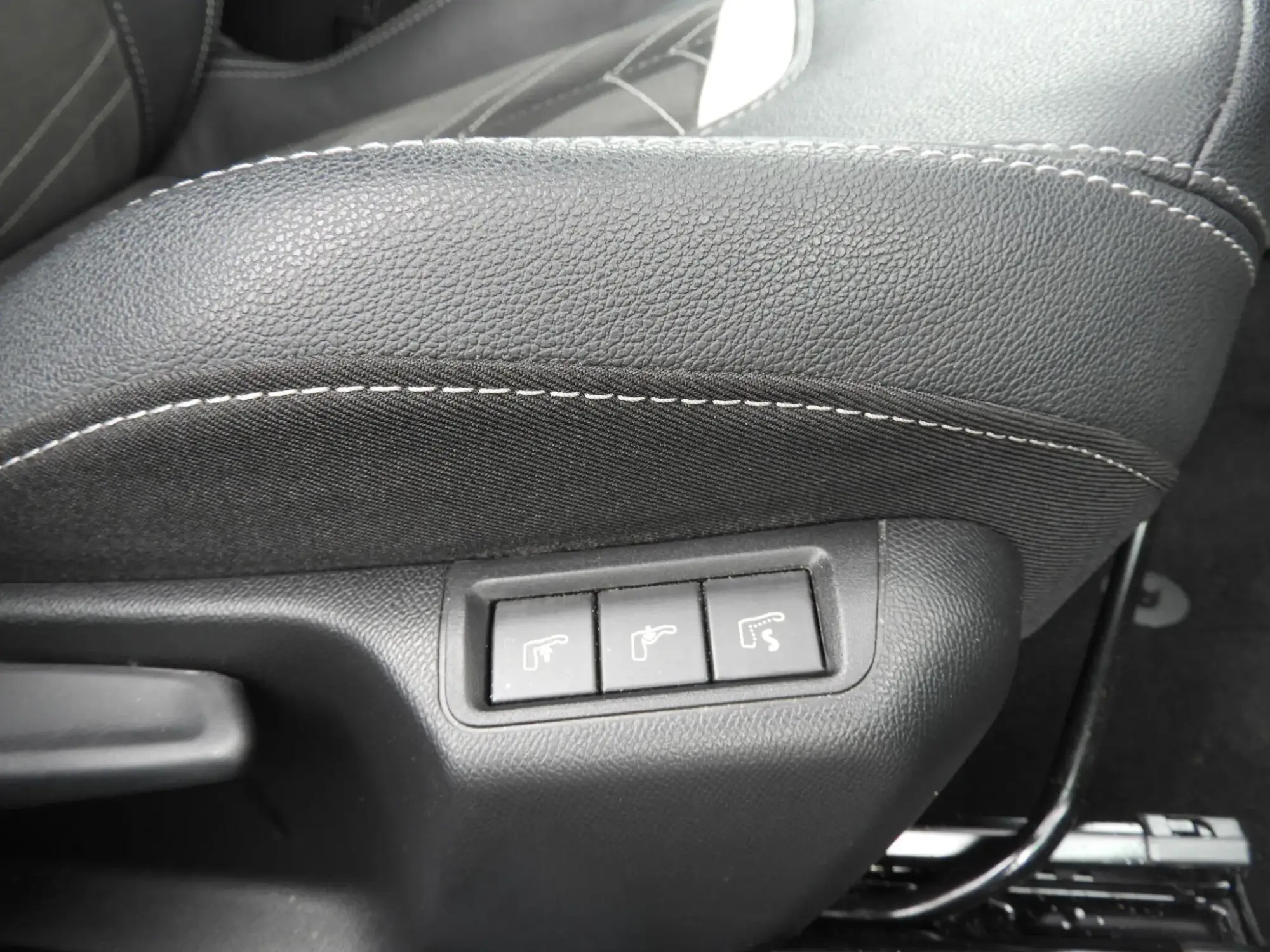 Vauxhall Mokka Image 17 Vauxhall Mokka Image 17