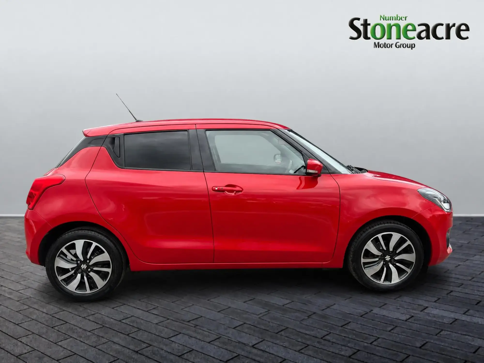 Suzuki Swift 1.0 Boosterjet SHVS SZ5 5dr YU19OUF Image 2 Suzuki Swift 1.0 Boosterjet SHVS SZ5 5dr YU19OUF Image 2