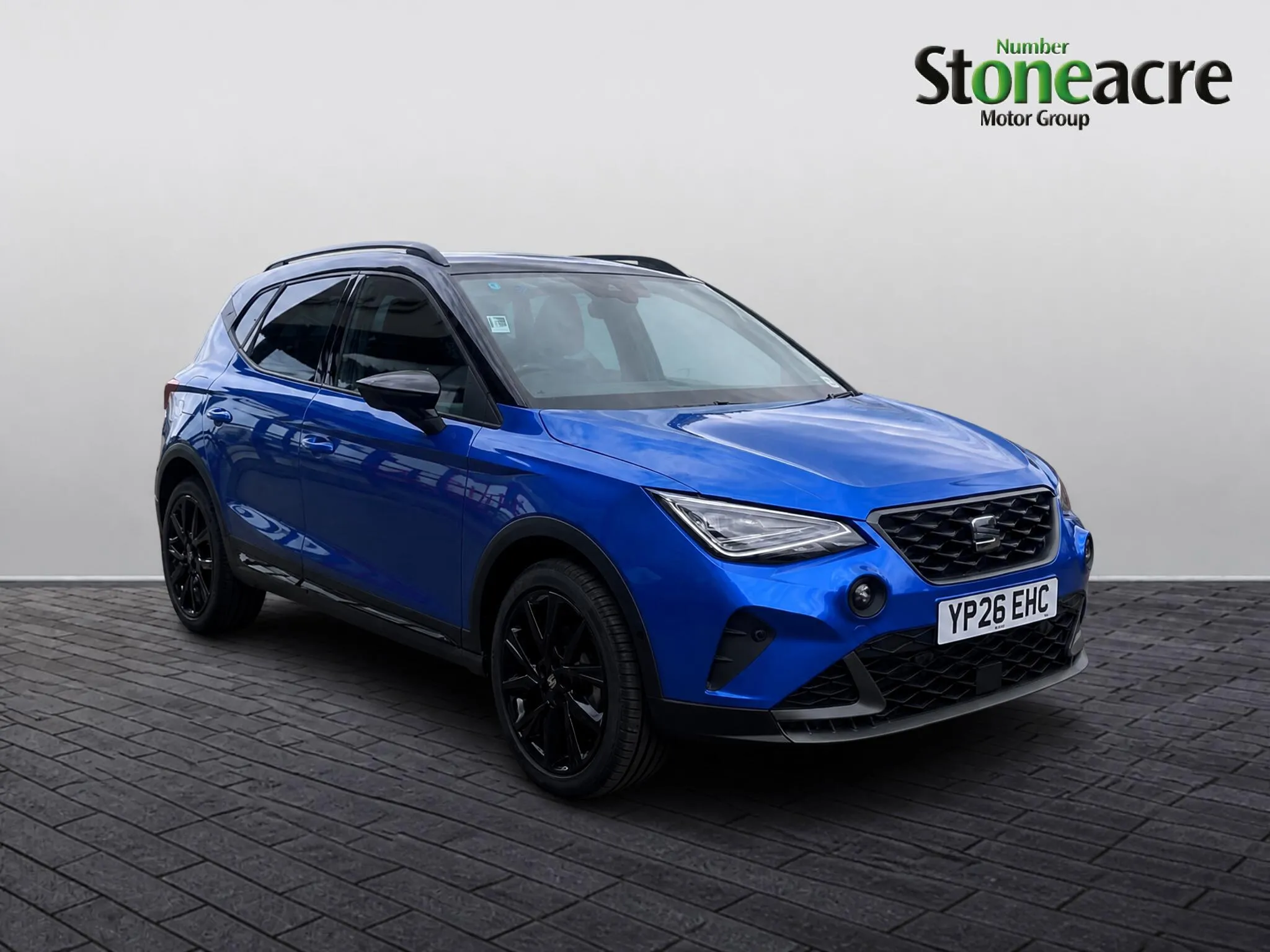 SEAT Arona listing photo