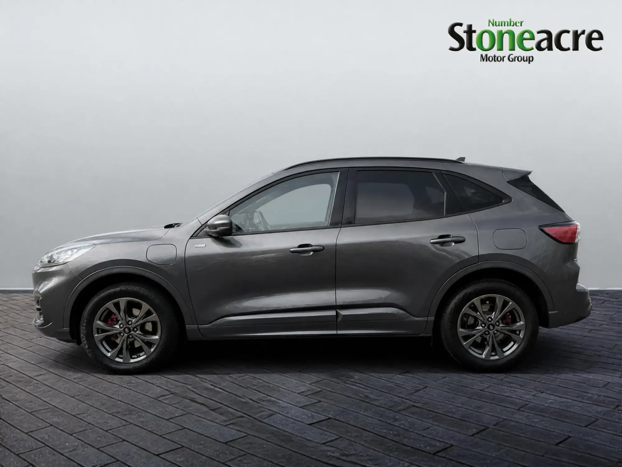 Ford Kuga Plug-In Hybrid Image 8 Ford Kuga Plug-In Hybrid Image 8