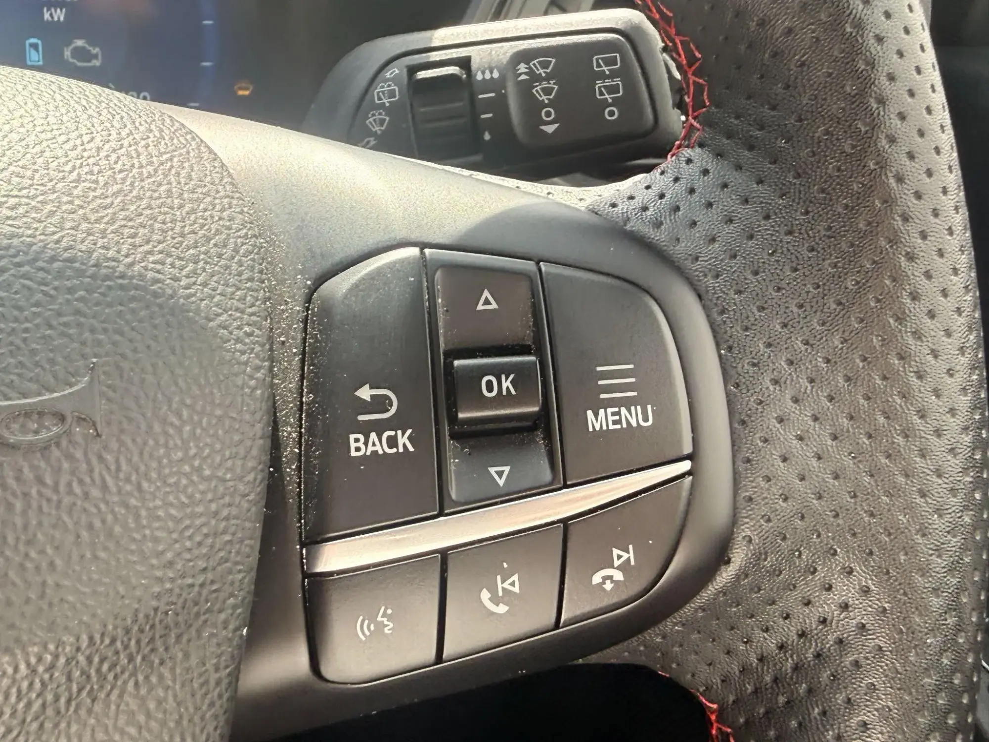 Ford Kuga Plug-In Hybrid Image 14 Ford Kuga Plug-In Hybrid Image 14